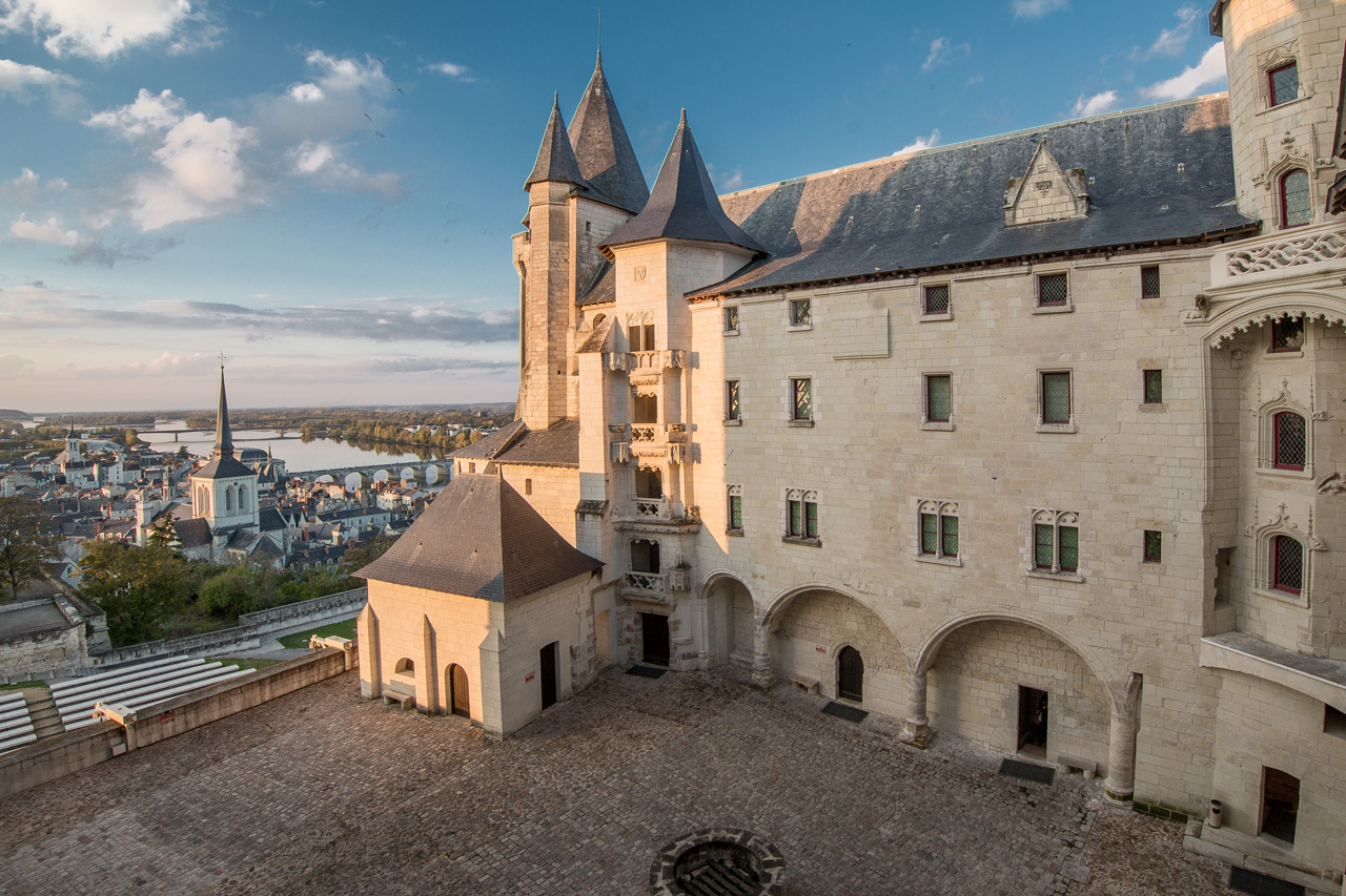 Chateau De Saumur Wallpapers