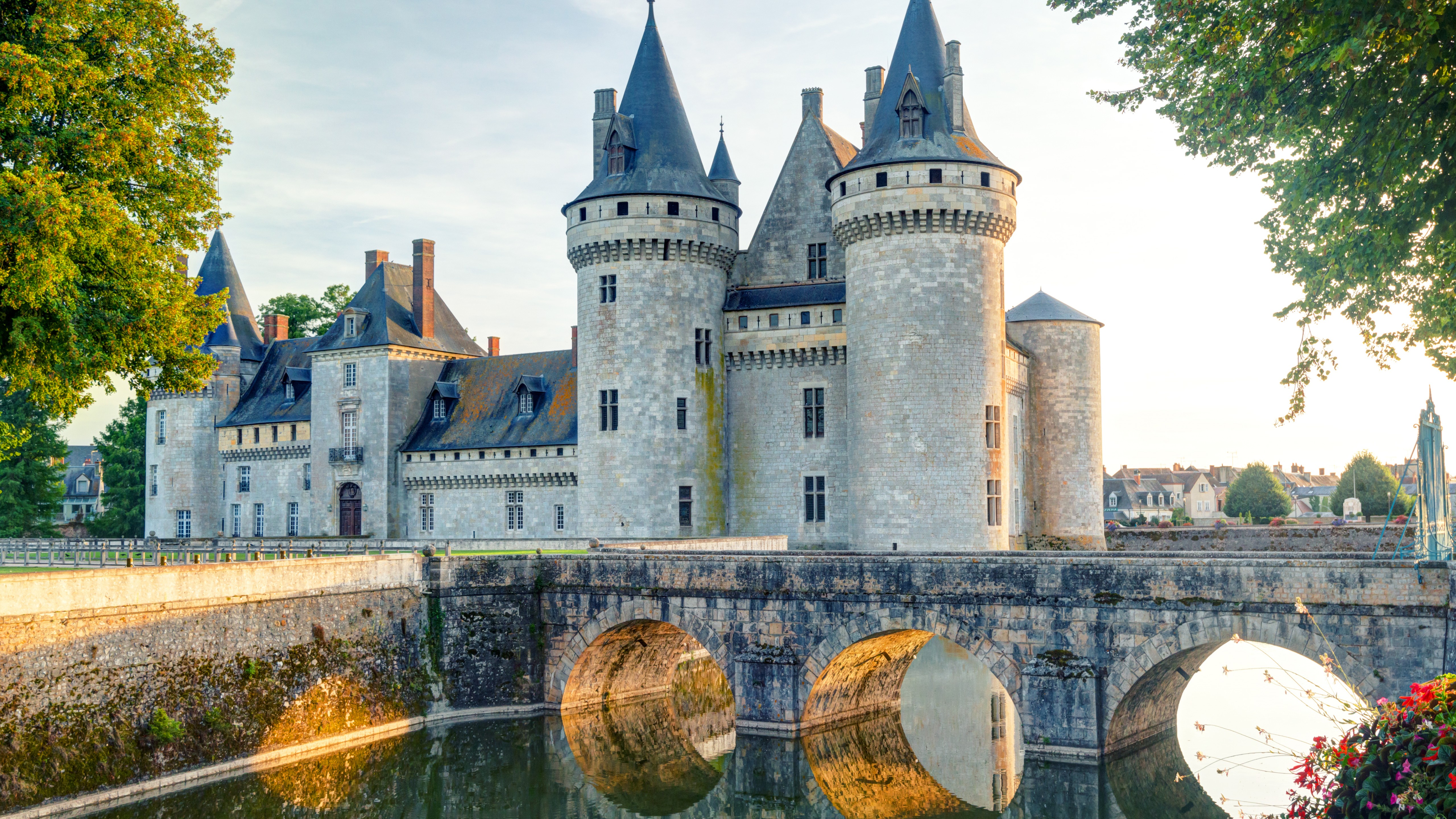 Chateaux Of The Loire Valley Wallpapers