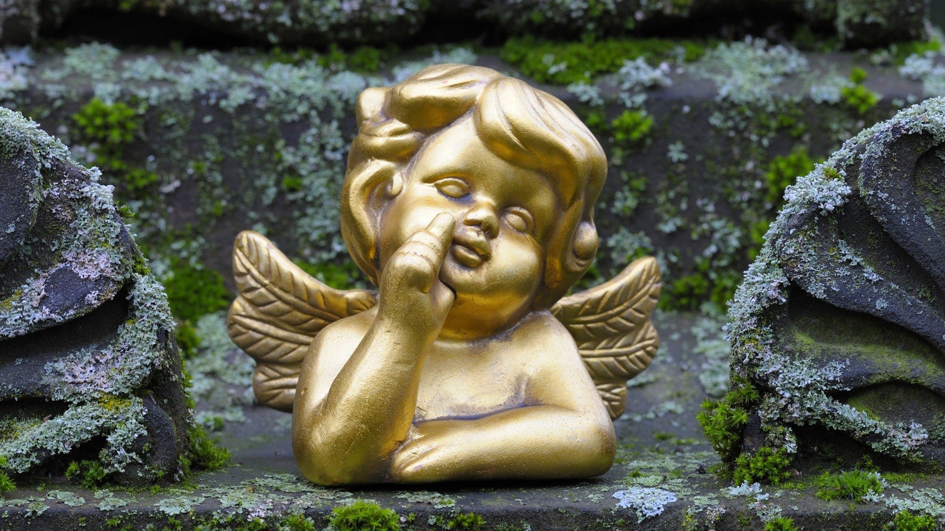 Cherub Statue Wallpapers