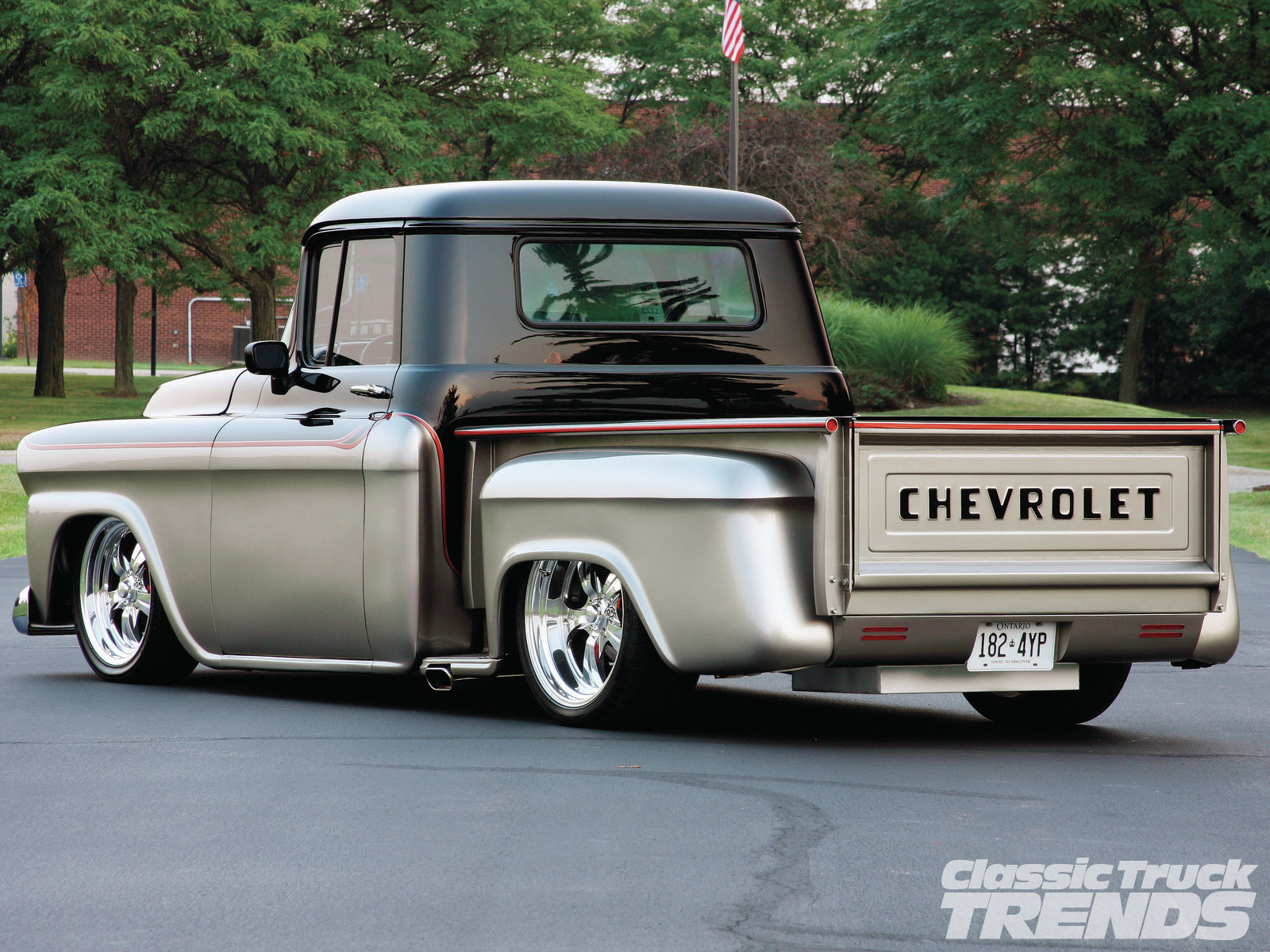 Chevrolet  Apache Wallpapers