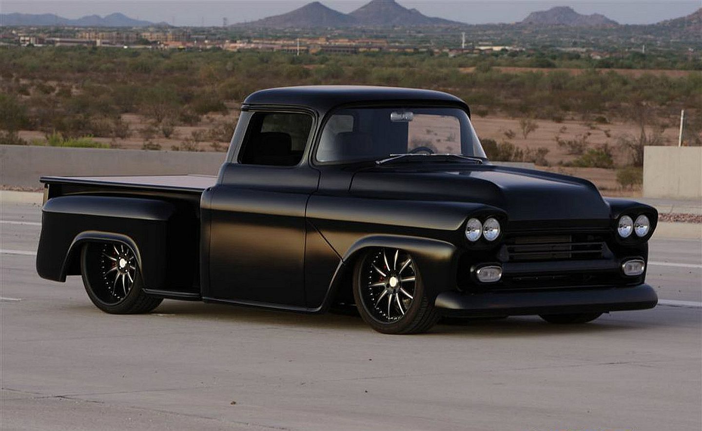 Chevrolet  Apache Wallpapers