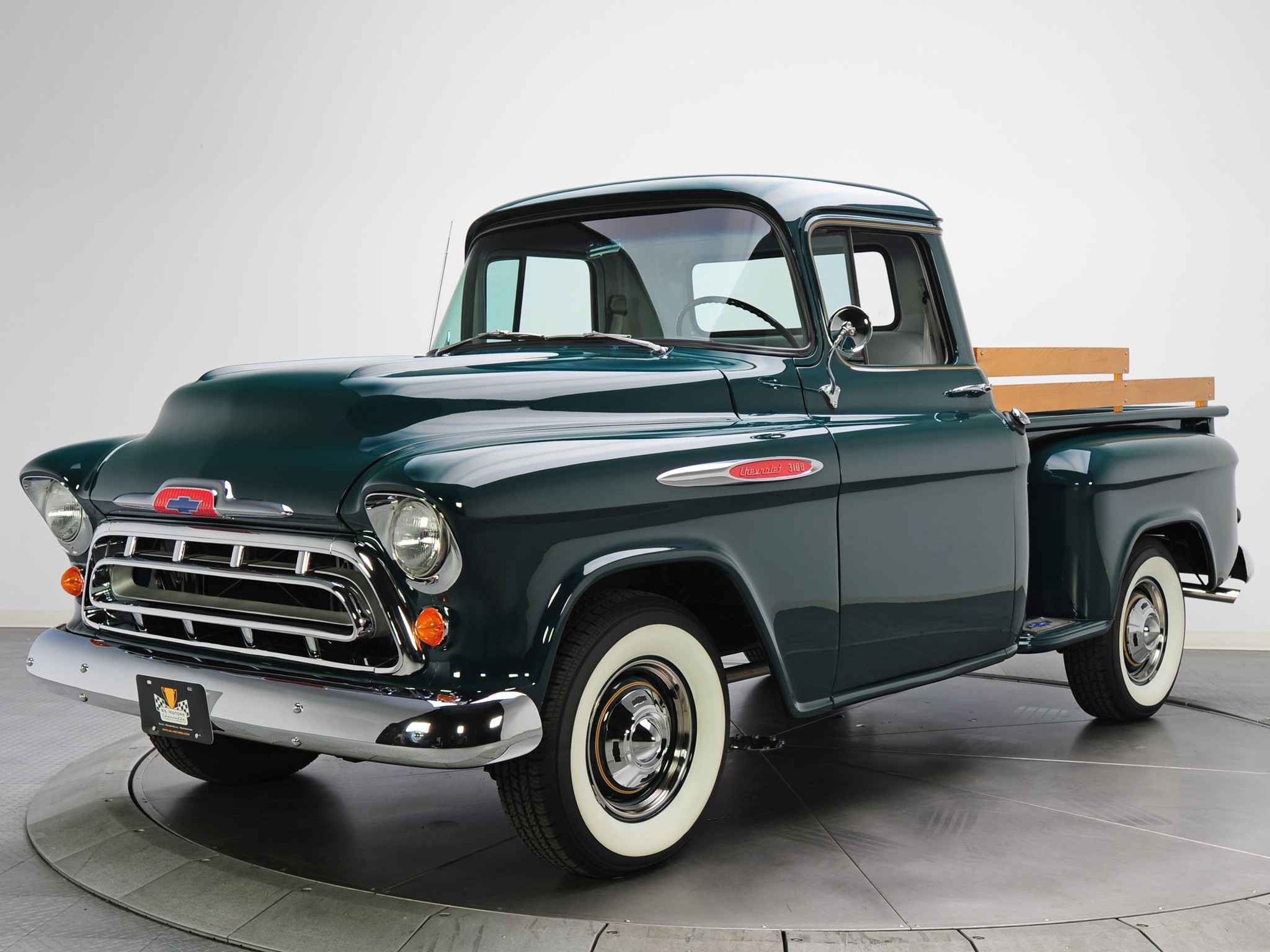 Chevrolet Apache Wallpapers