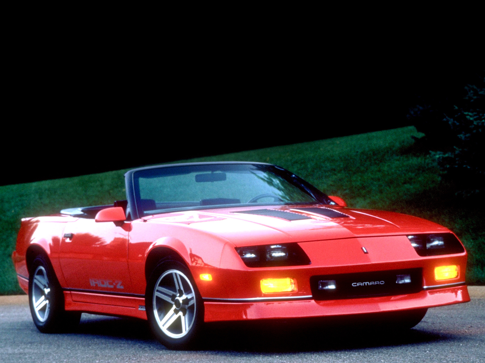 Chevrolet Camaro Iroc Z Wallpapers