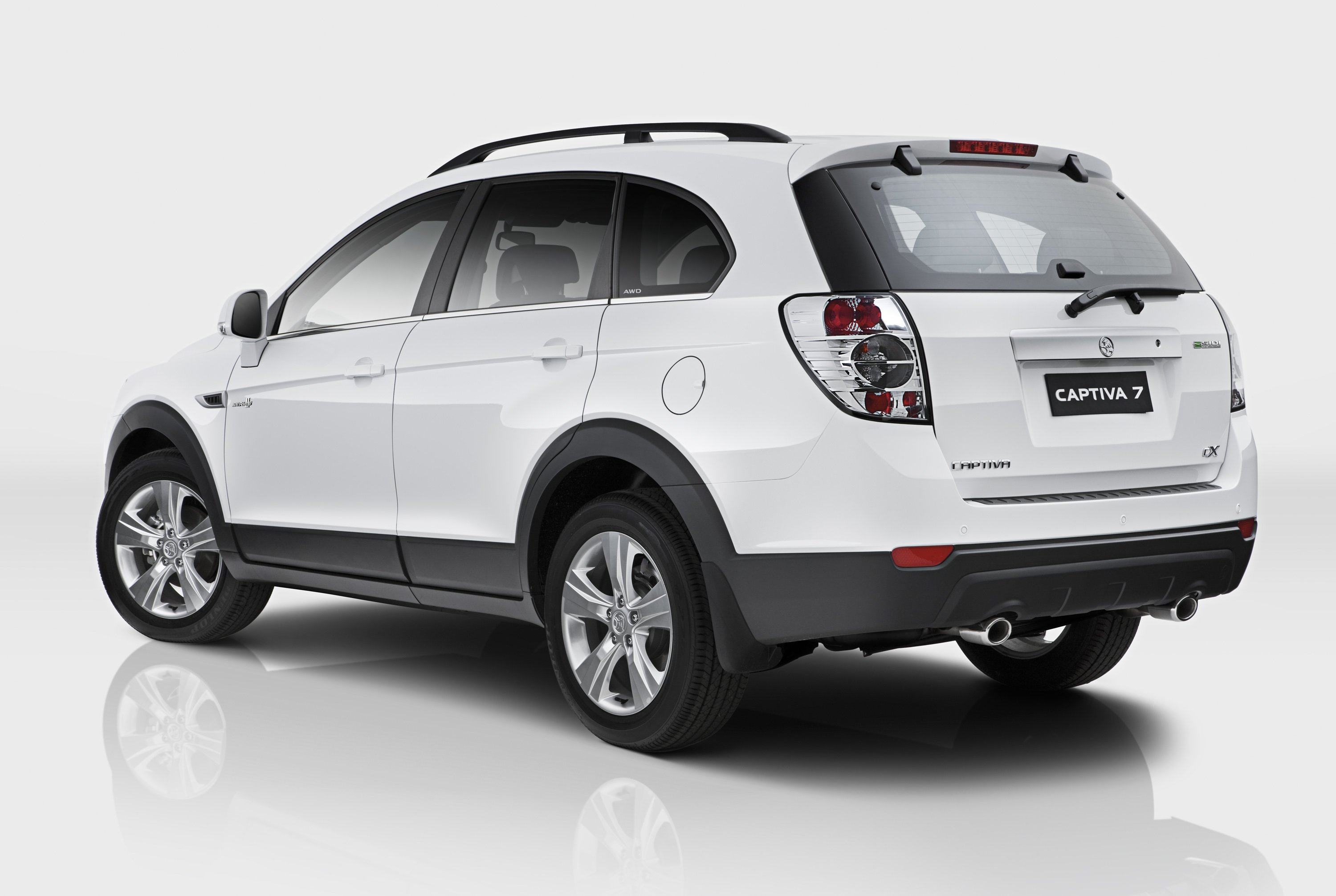 Chevrolet Captiva Wallpapers