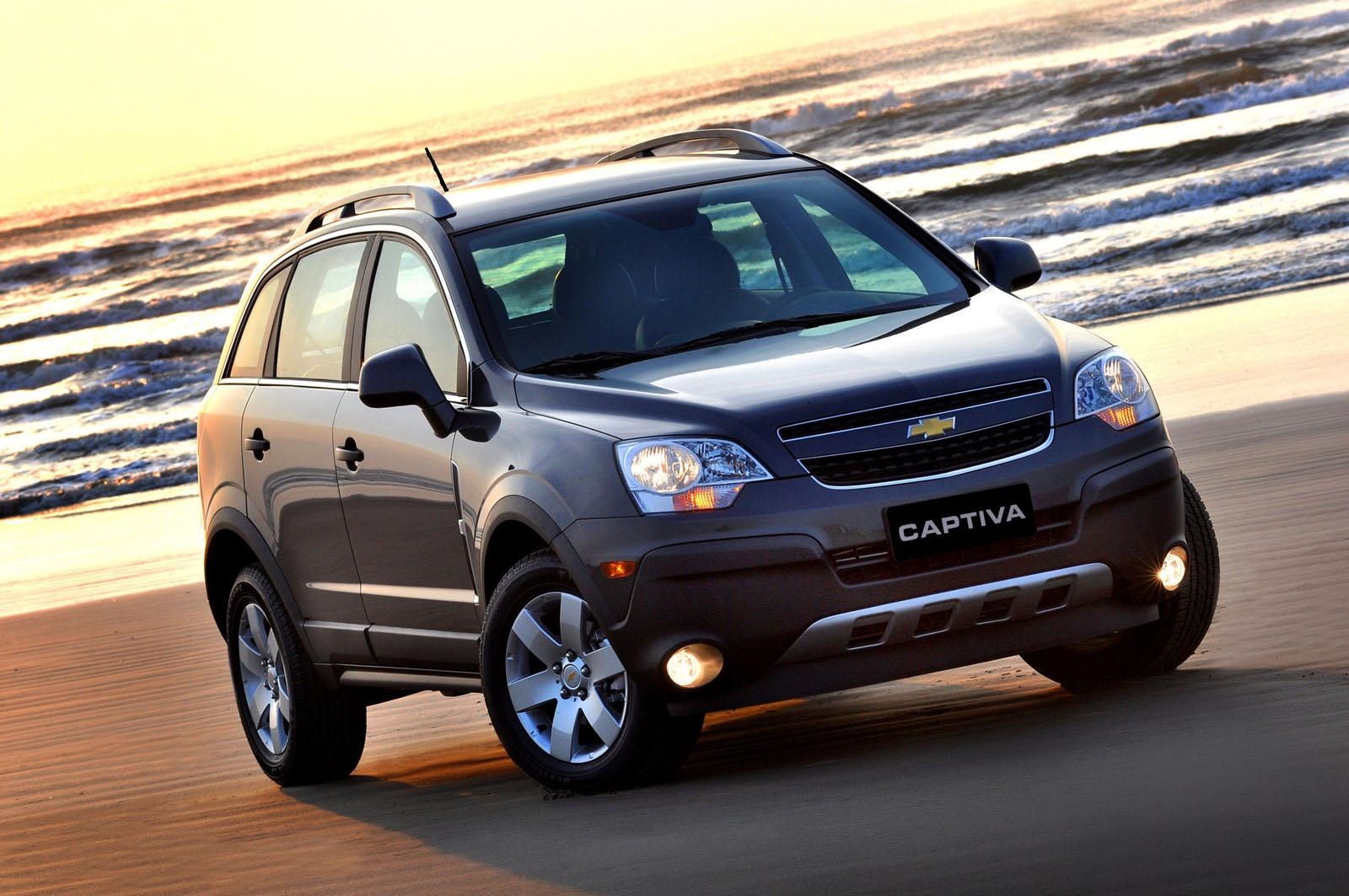 Chevrolet Captiva Wallpapers