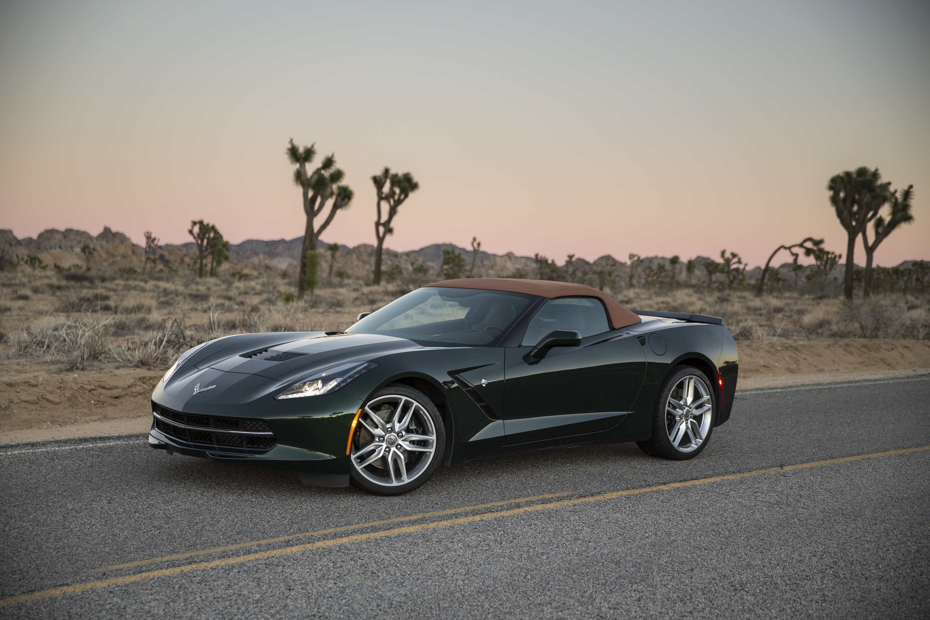 Chevrolet Corvette Stingray Convertible Wallpapers