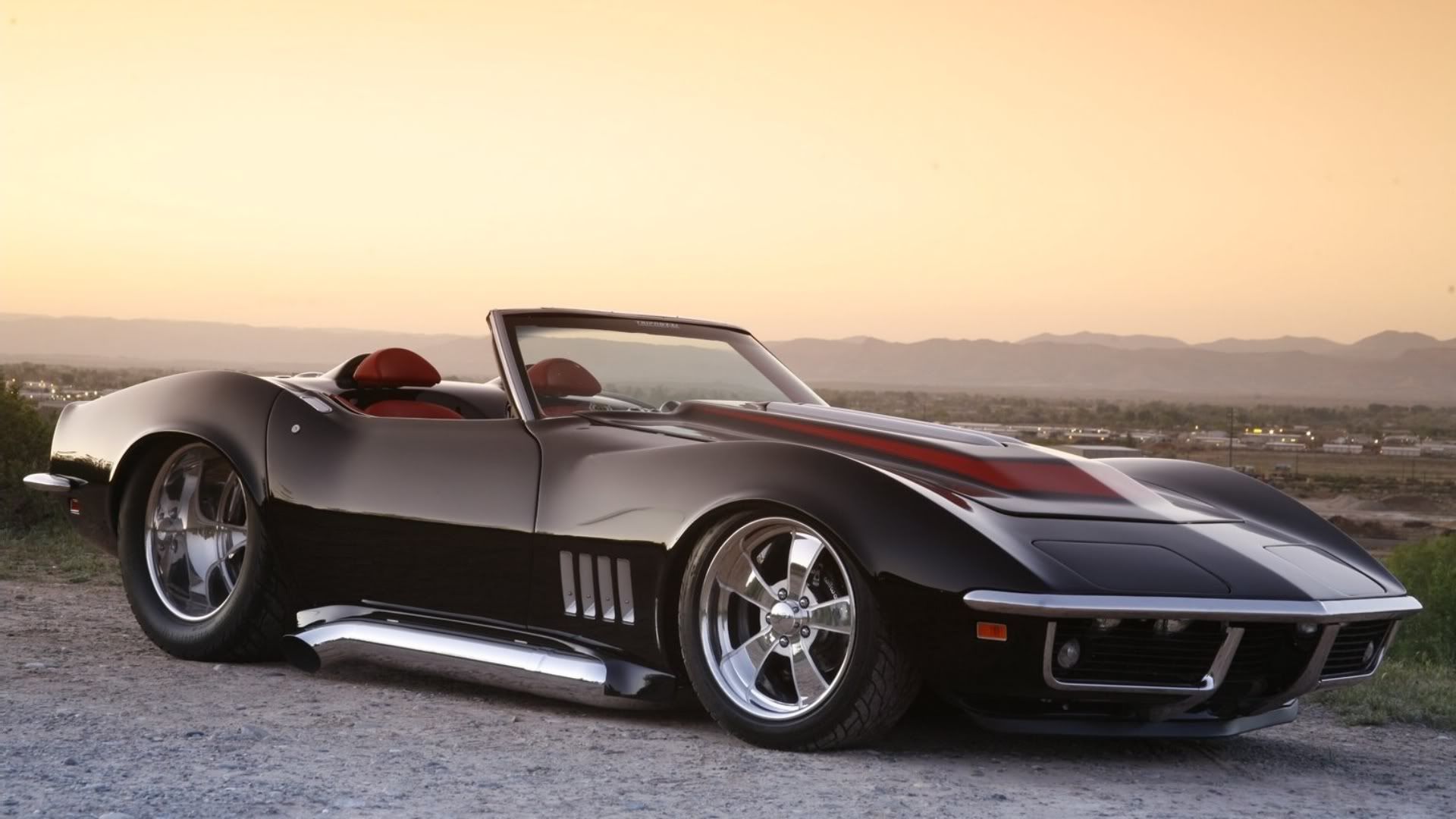 Chevrolet Corvette Stingray Convertible Wallpapers