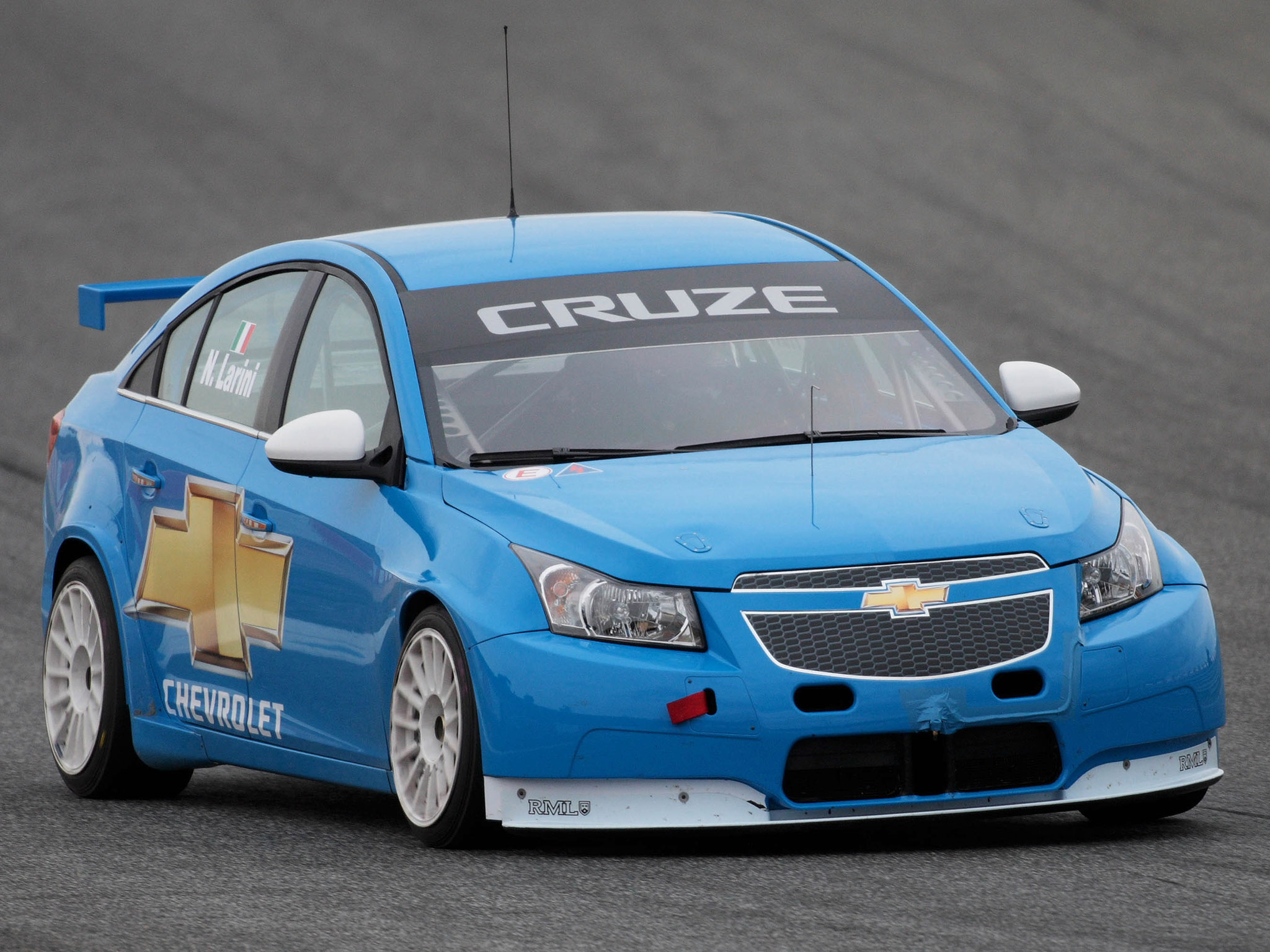 Chevrolet Cruze Wallpapers