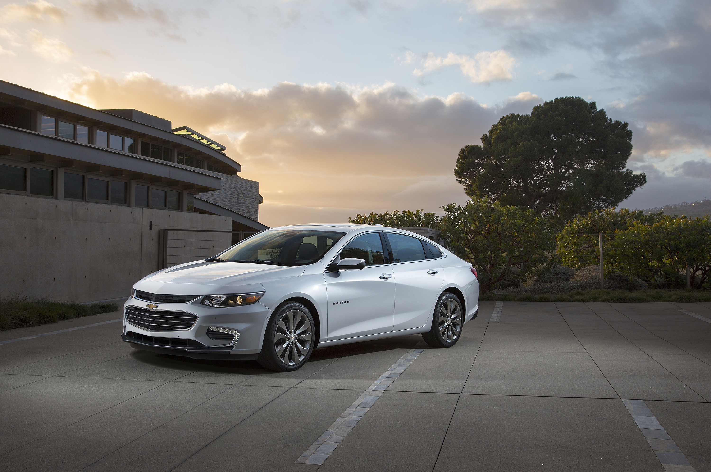 Chevrolet Malibu Wallpapers