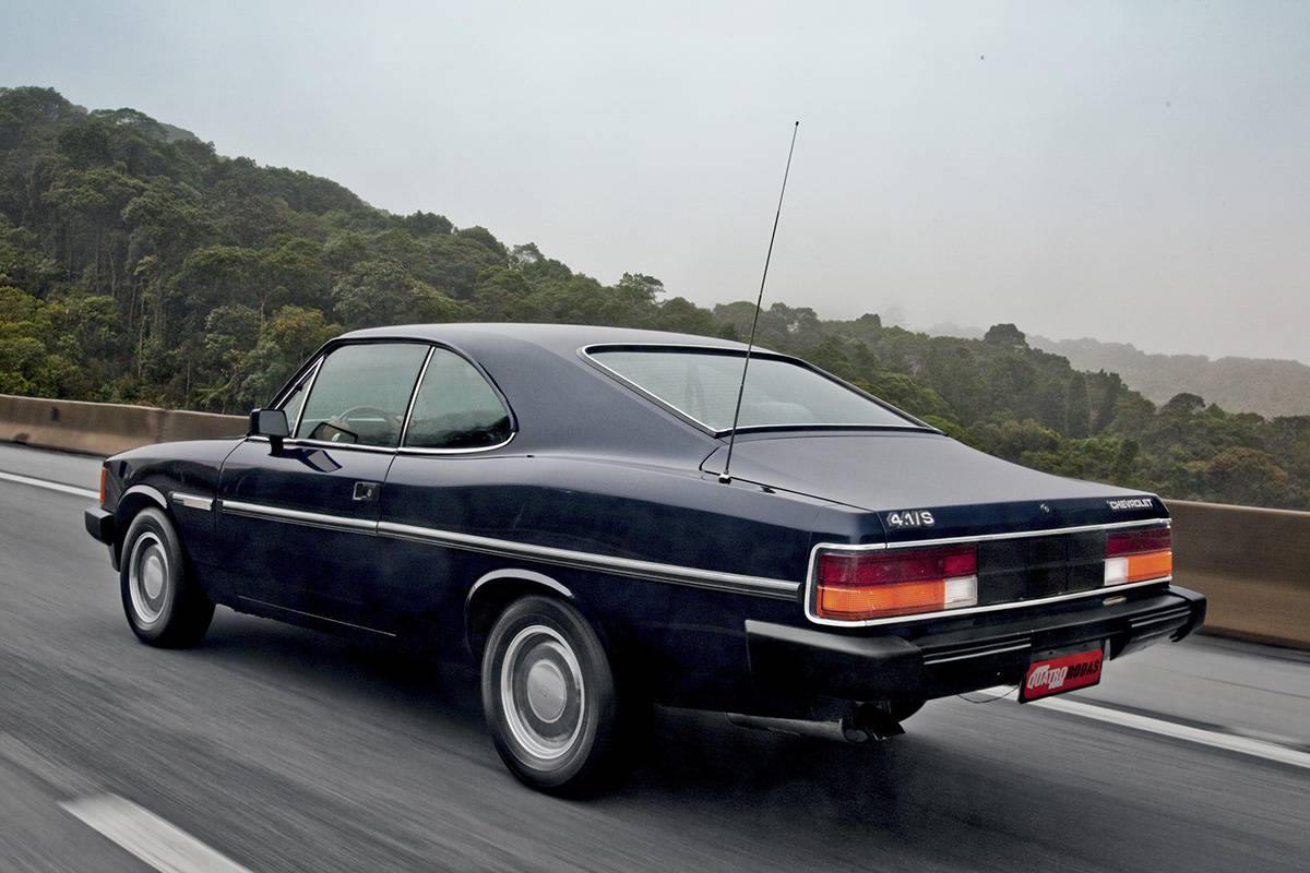 Chevrolet Opala Comodoro Wallpapers