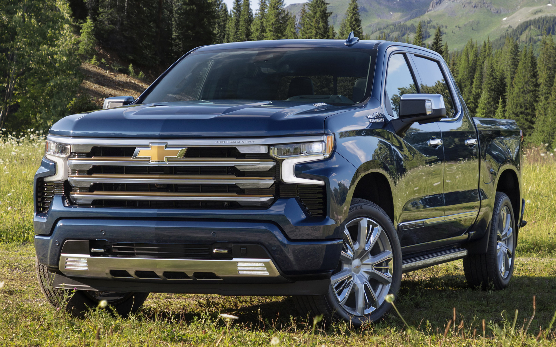 Chevrolet Silverado High Country Wallpapers