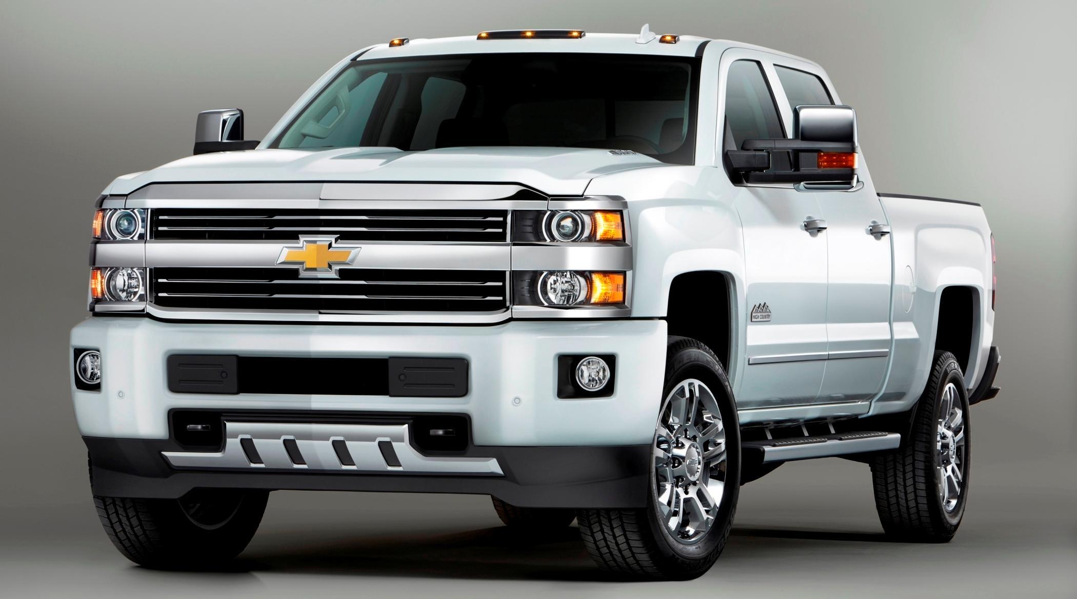 Chevrolet Silverado High Country Wallpapers