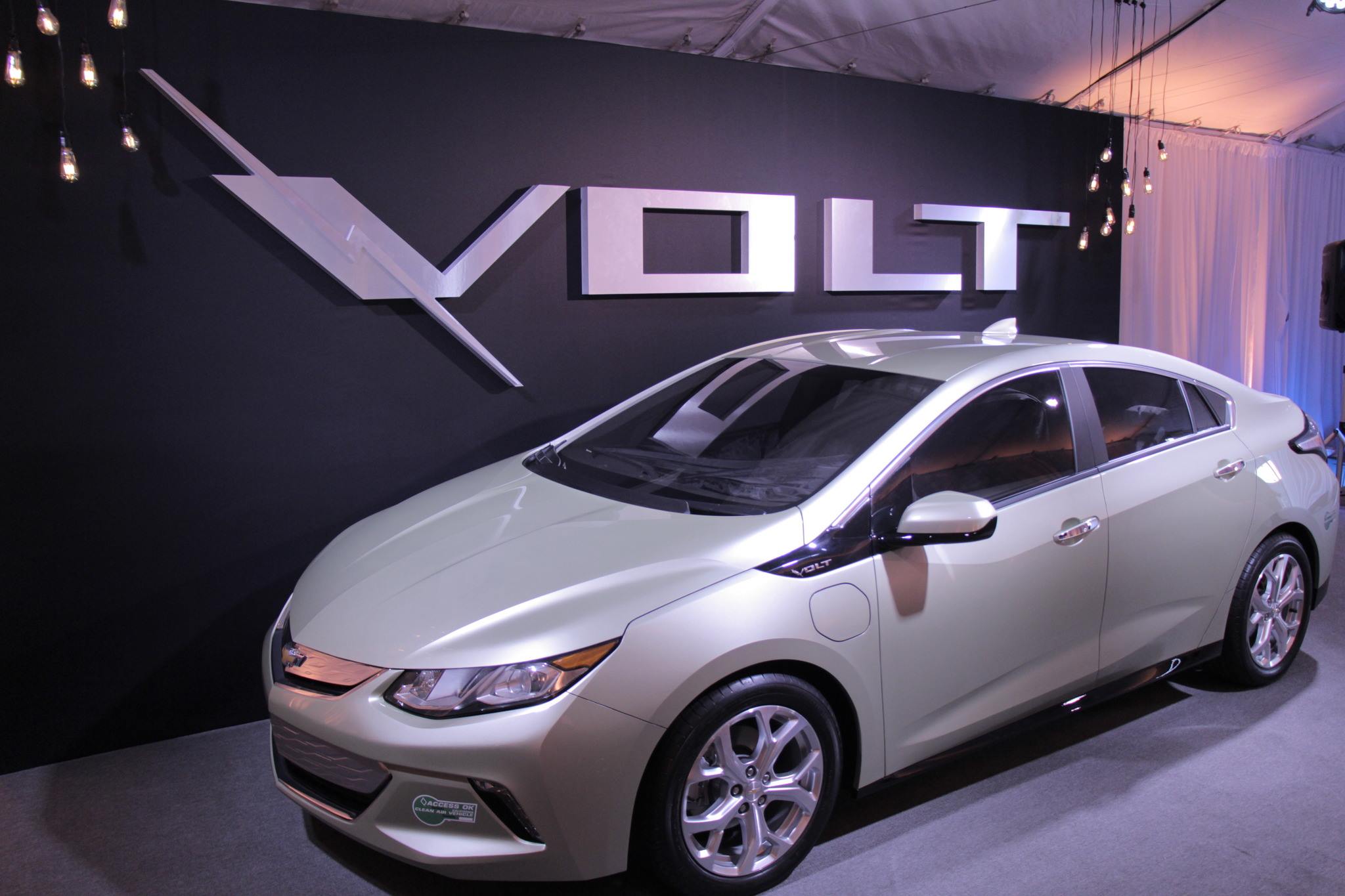 Chevrolet Volt Wallpapers