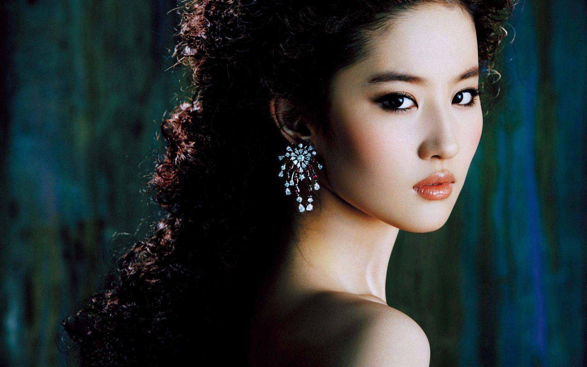 Chinese Actress Jing Tian Wallpapers