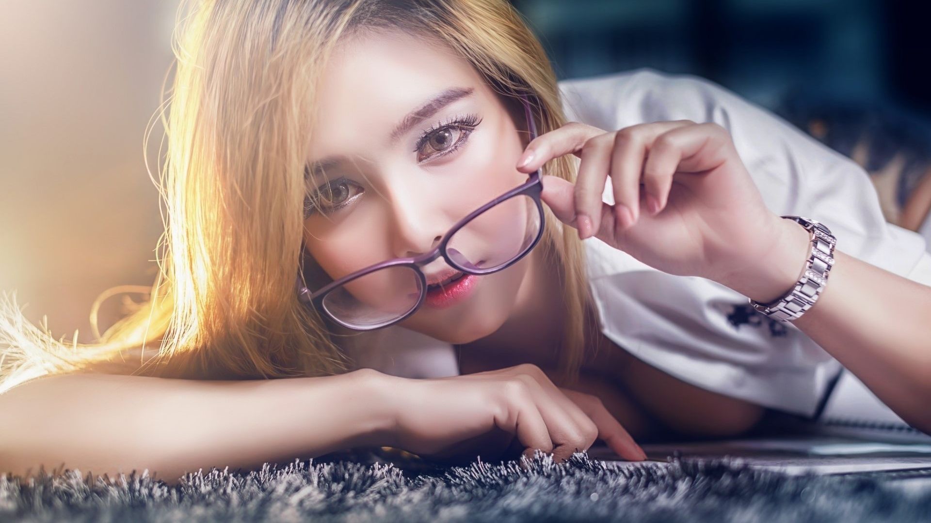 Chinese Girls With Glasses Wallpapers