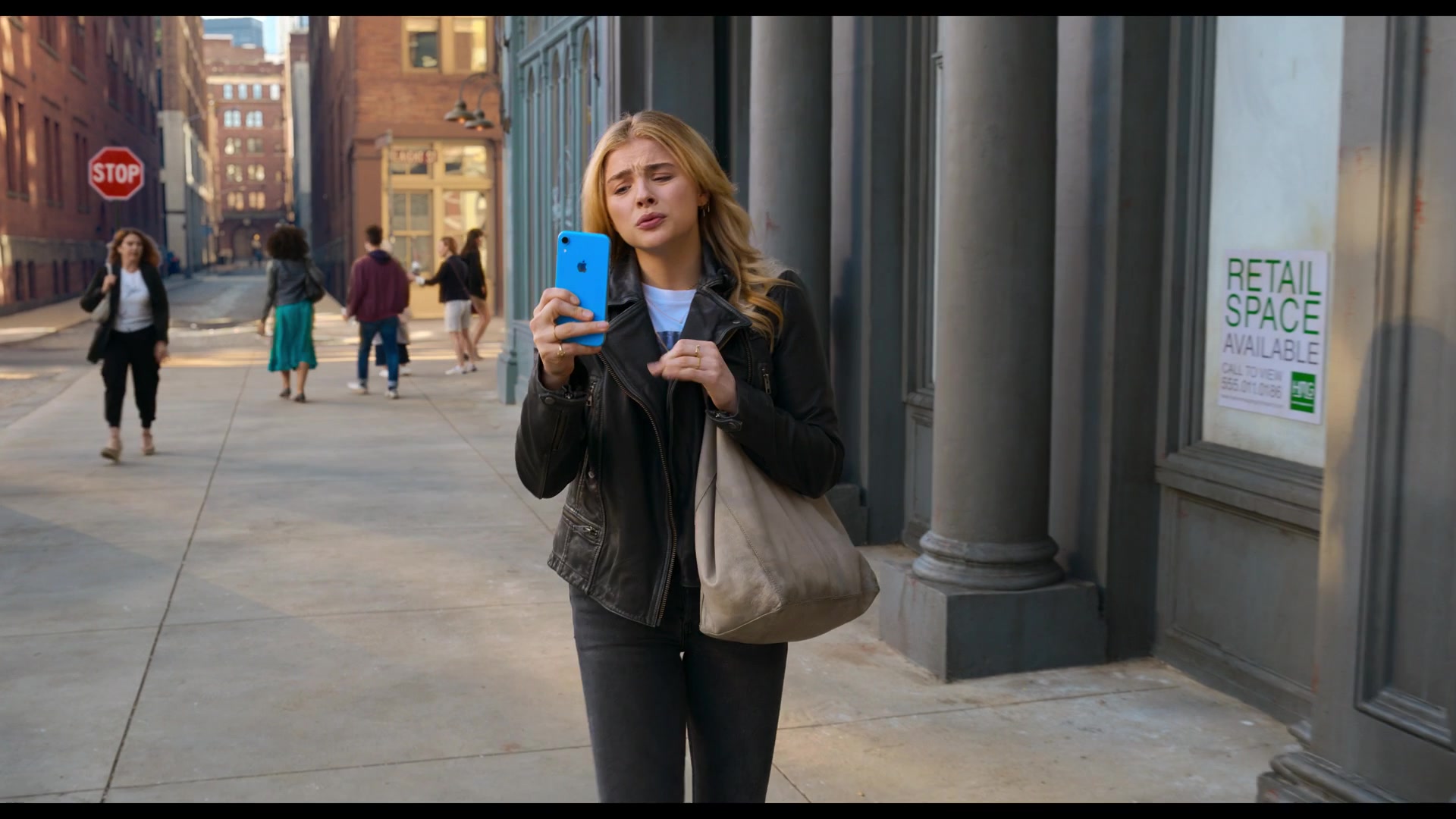 Chloe Grace Moretz Tom And Jerry Movie Wallpapers