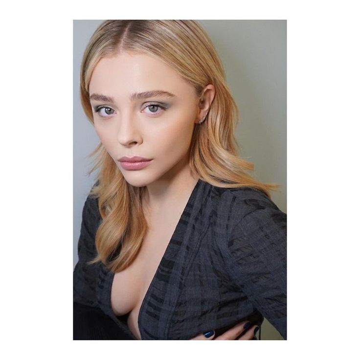 Chloe Moretz Sunday Times Wallpapers