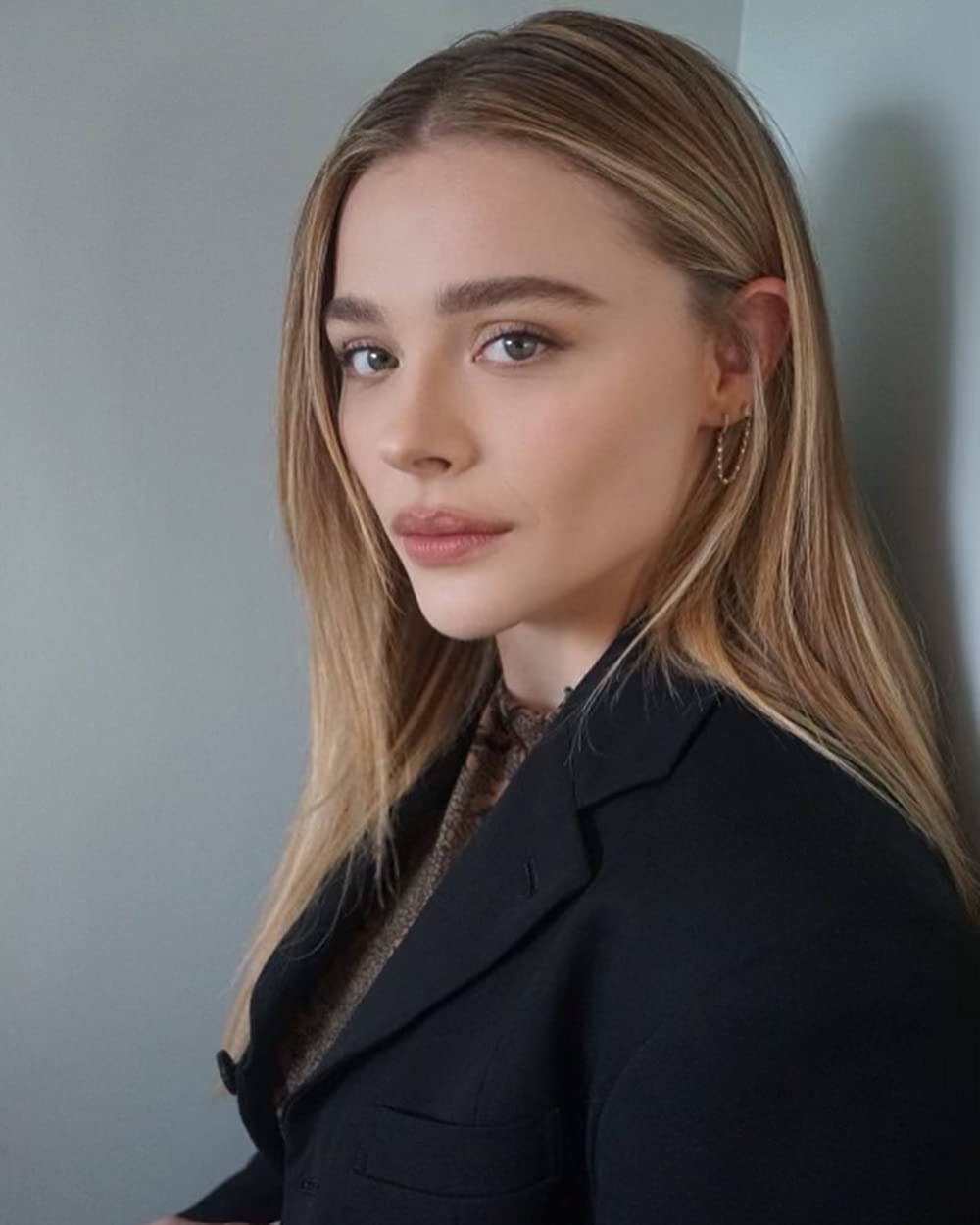 ChloГ« Grace Moretz Hollywood Young Actress Wallpapers