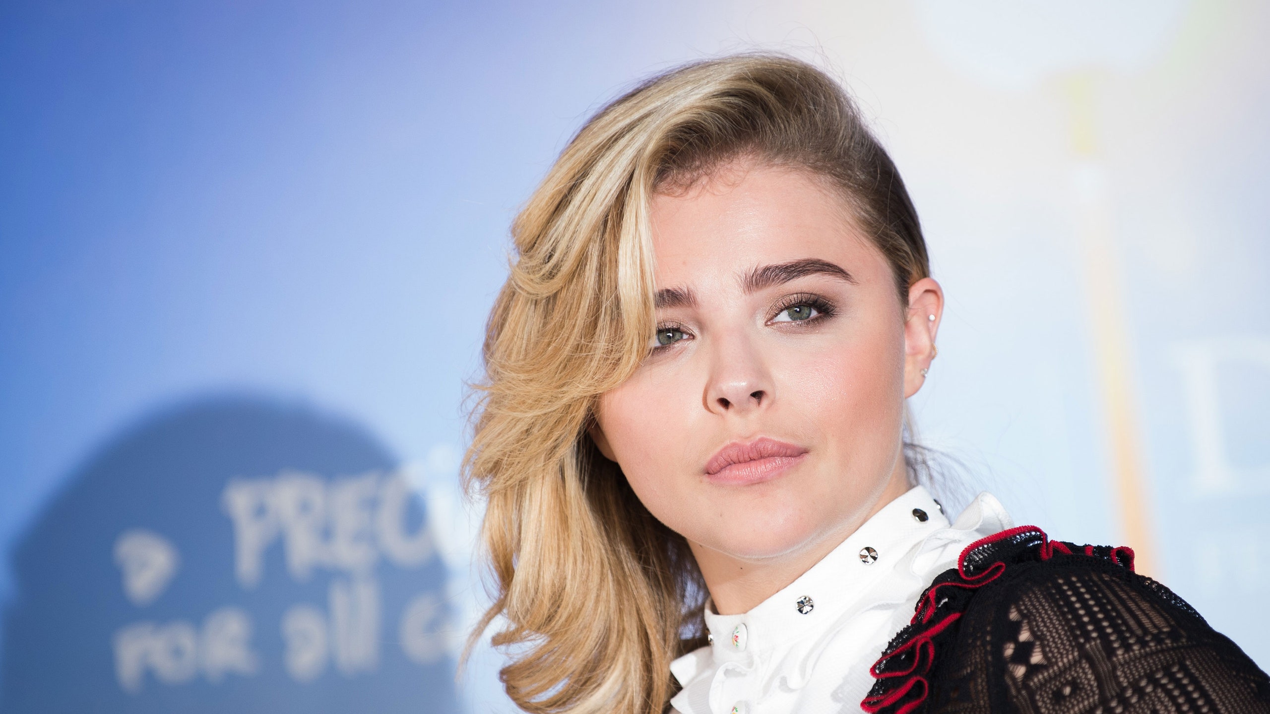 ChloГ« Grace Moretz Hollywood Young Actress Wallpapers