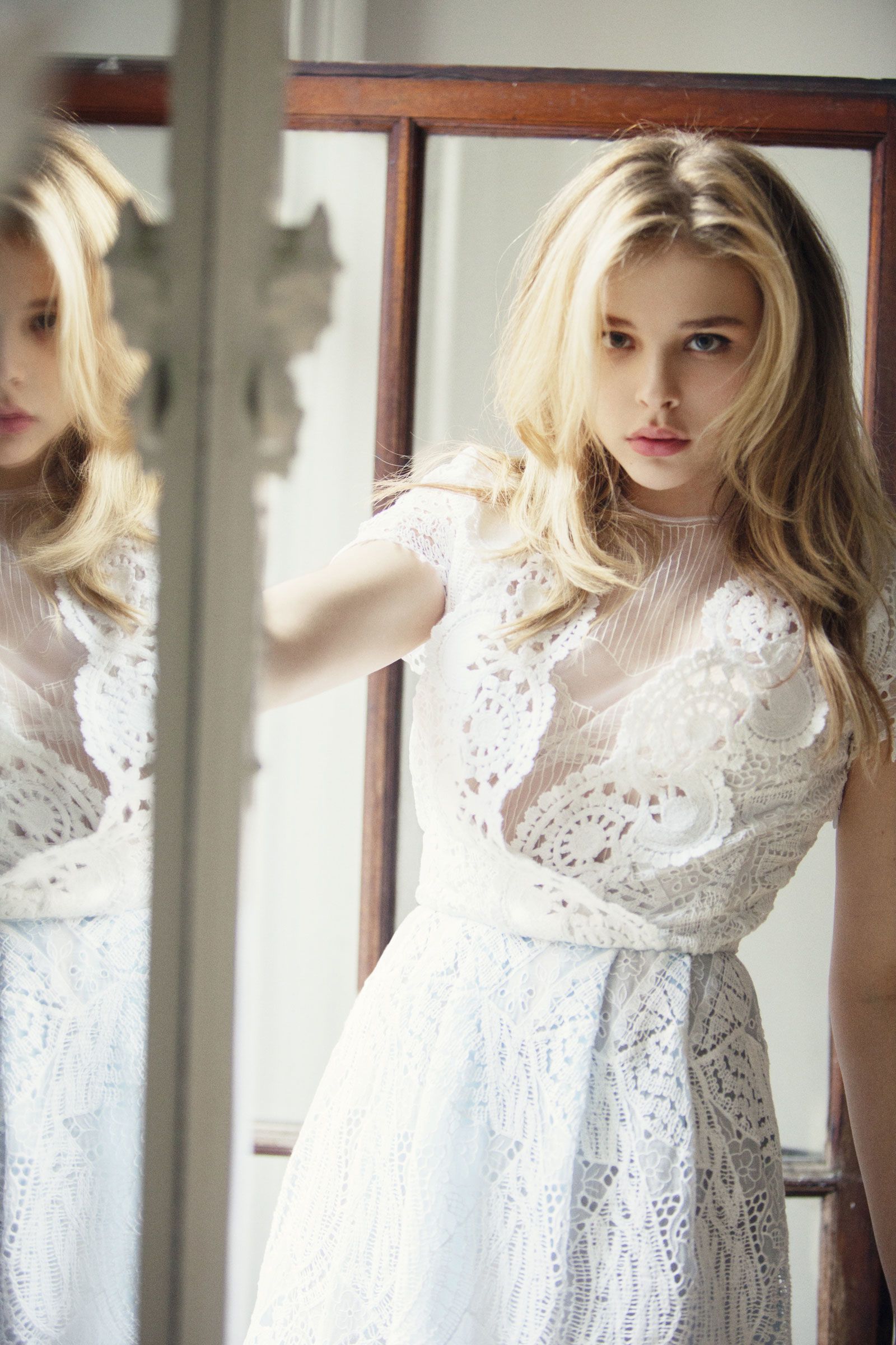 ChloГ« Grace Moretz Hollywood Young Actress Wallpapers