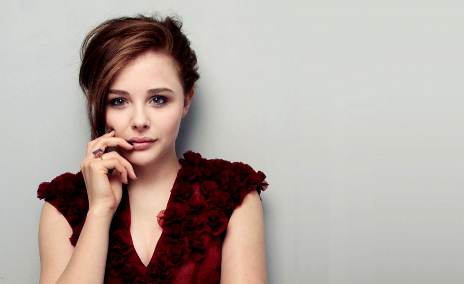 ChloГ« Grace Moretz Hollywood Young Actress Wallpapers