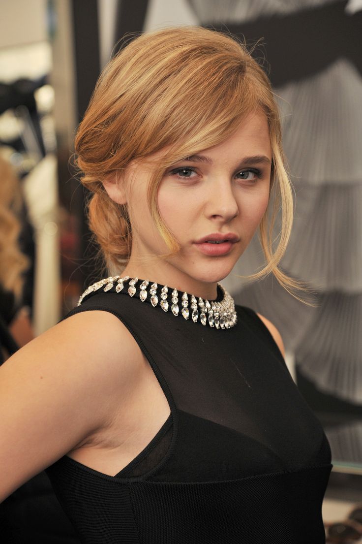 ChloГ« Grace Moretz Hollywood Young Actress Wallpapers