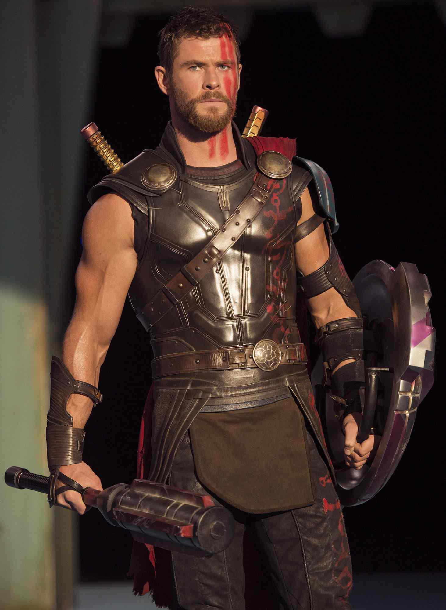 Chris Hemsworth  As Thor In Endgame Wallpapers