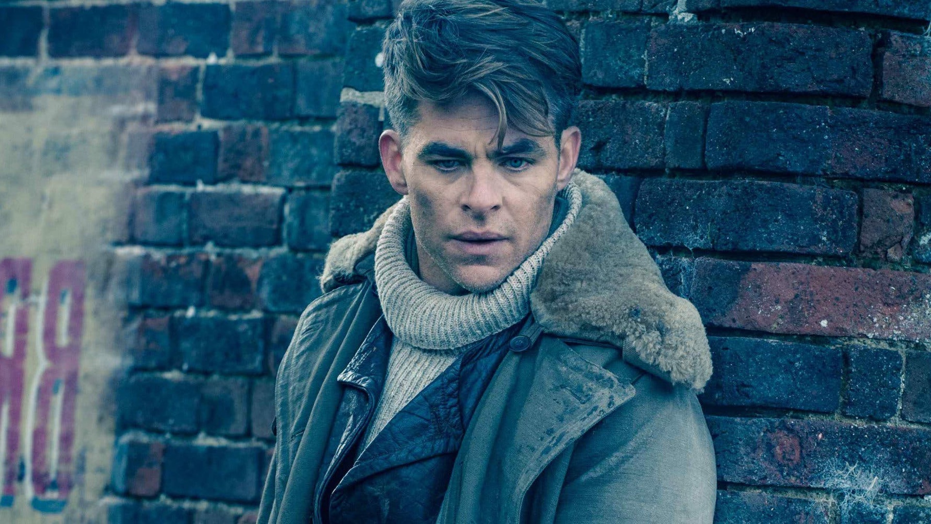 Chris Pine In Wonder Woman 1984 Wallpapers