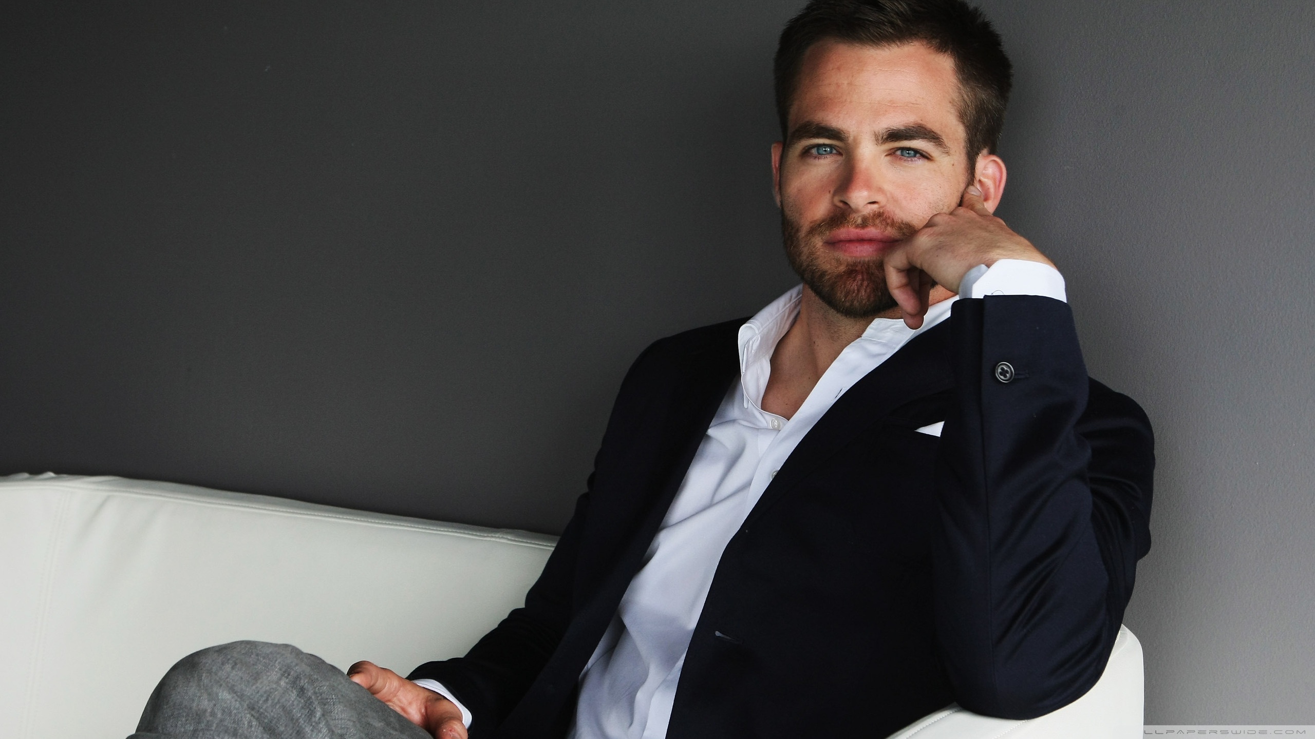 Chris Pine Latest Photoshoot Wallpapers