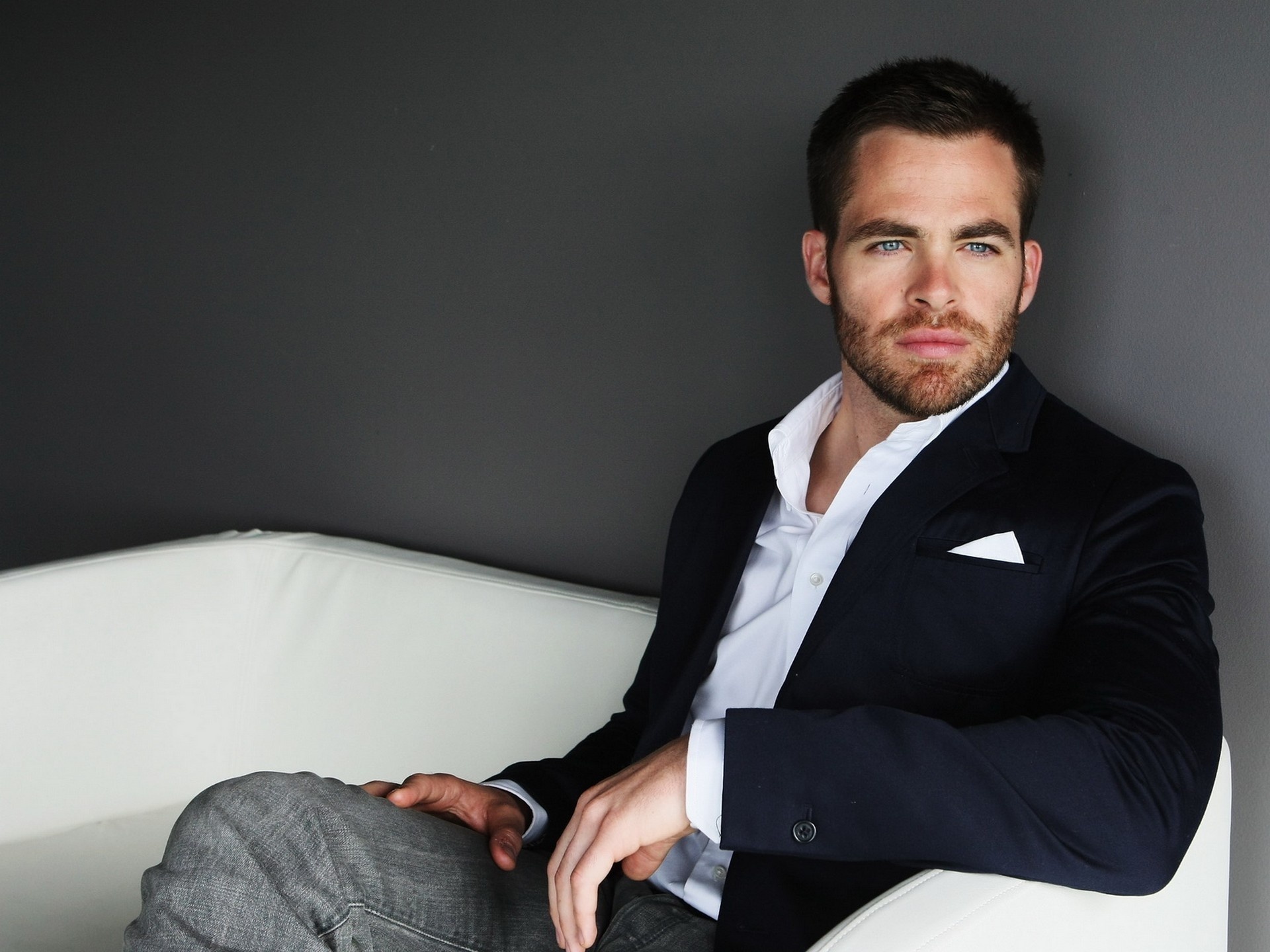 Chris Pine Wallpapers