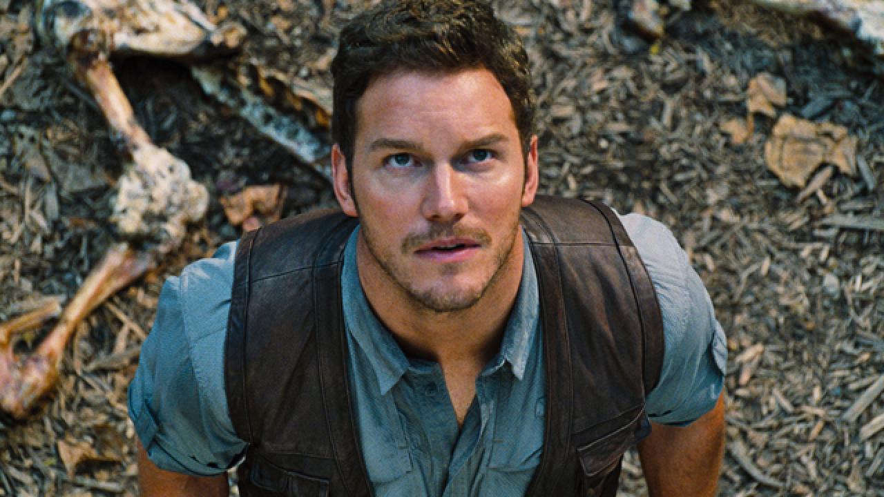 Chris Pratt And Little Raptor Jurassic World Wallpapers