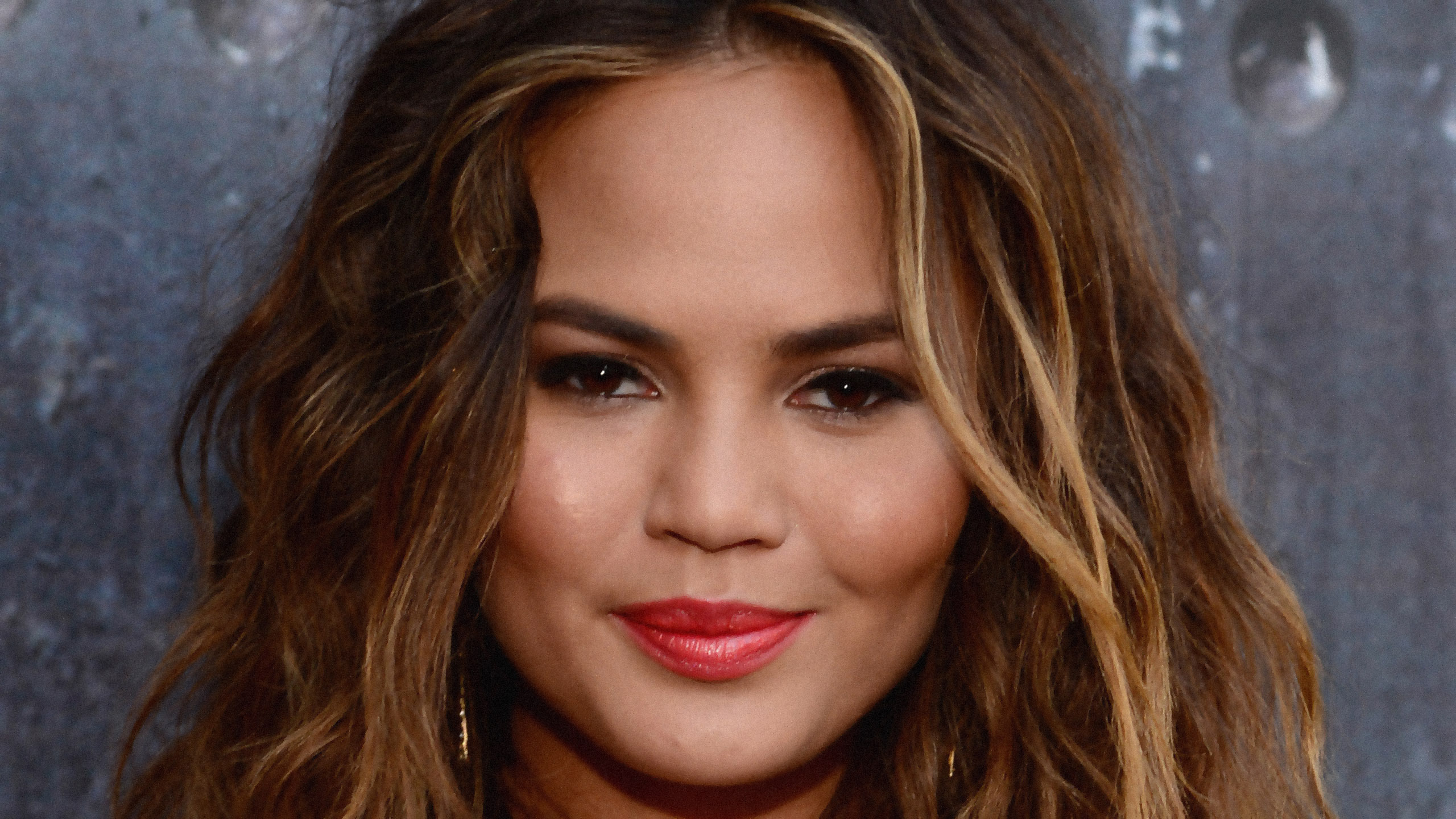 Chrissy Teigen Wallpapers