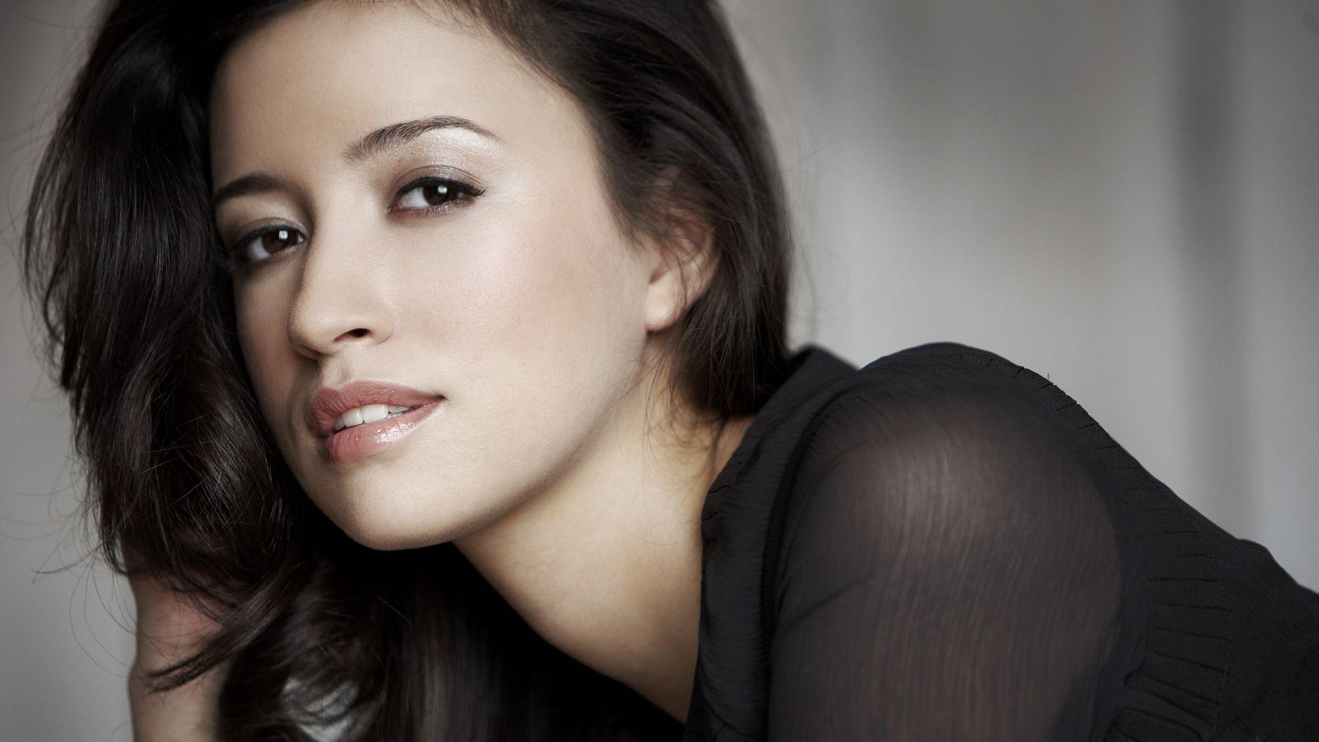 Christian Serratos Wallpapers