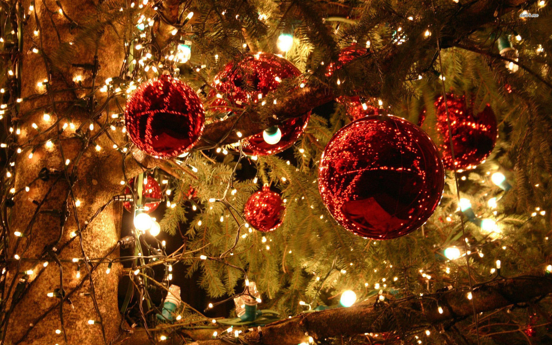 Christmas Balls Wallpapers