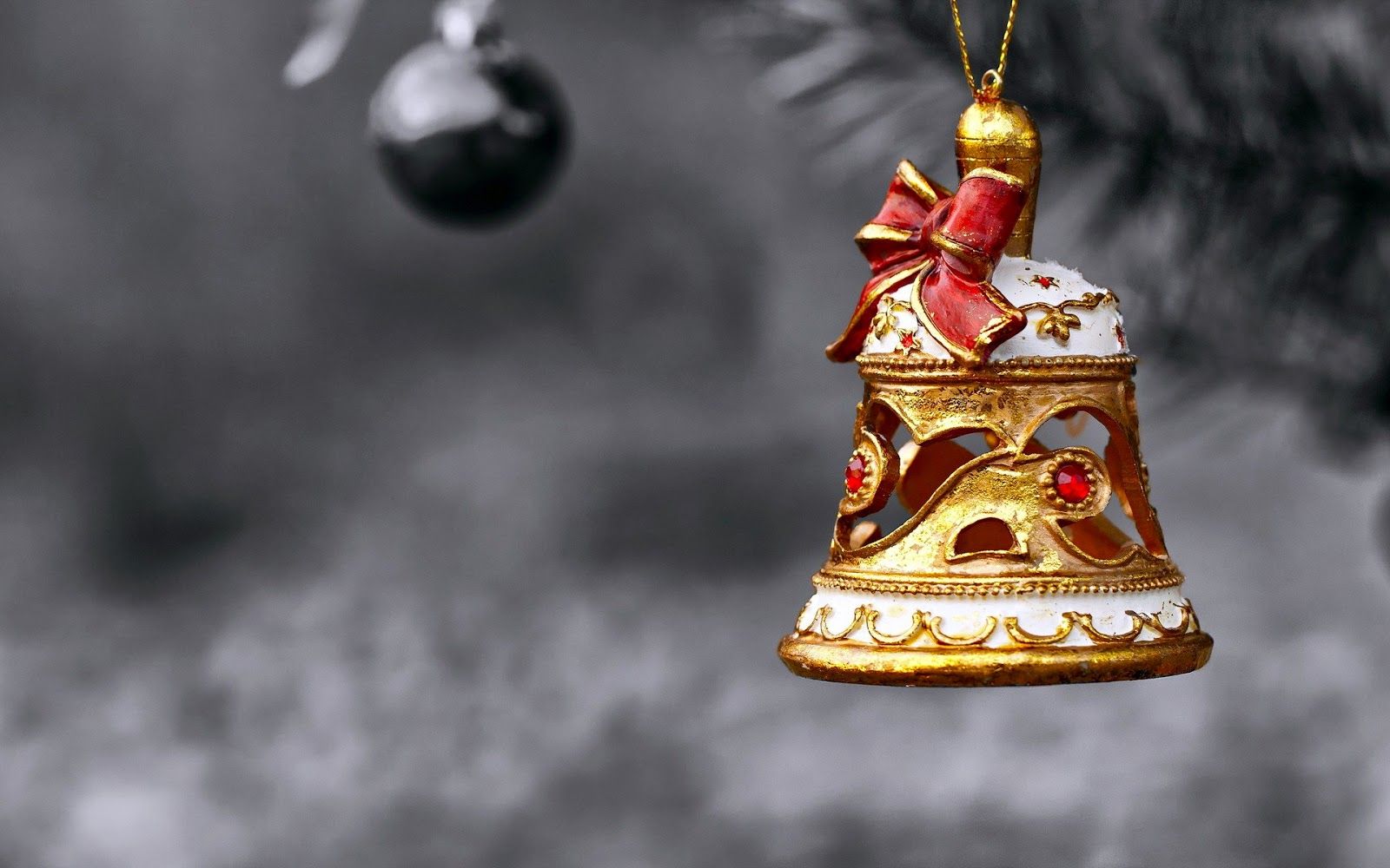 Christmas Bell Wallpapers