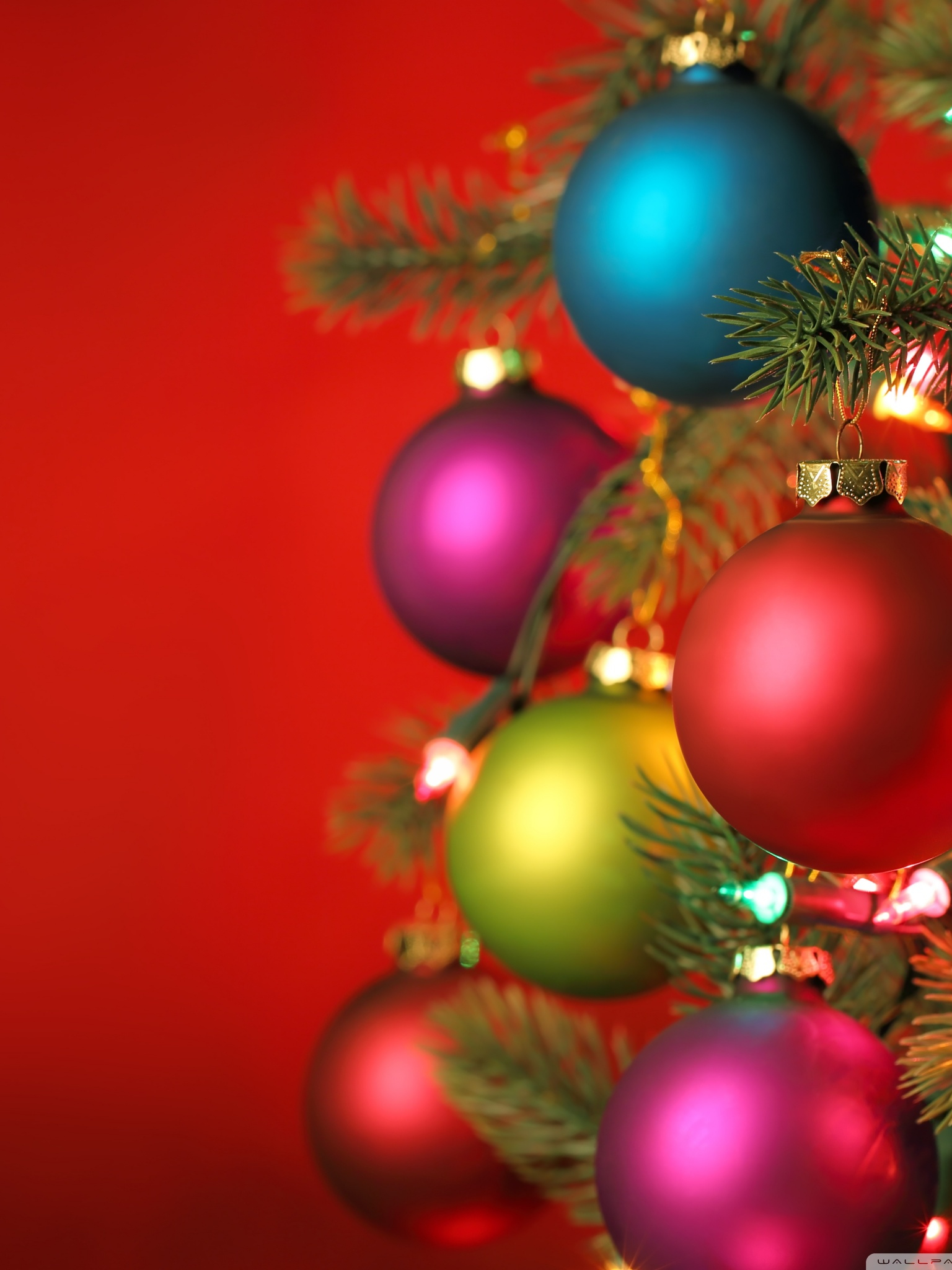 Christmas Colors Wallpapers