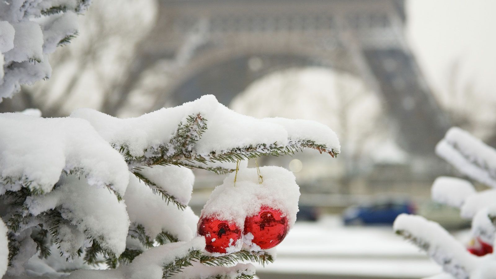 Christmas In Paris Wallpapers