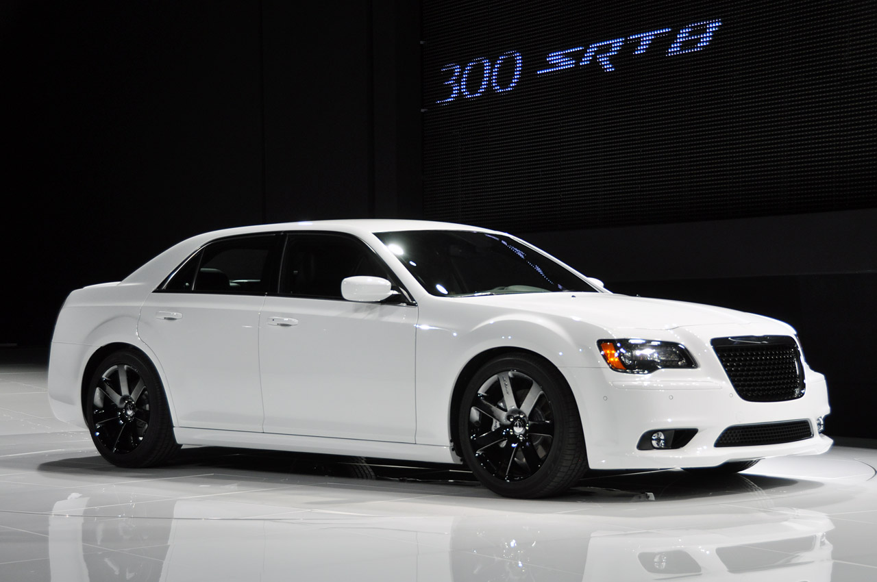 Chrysler 300 Srt8 Wallpapers