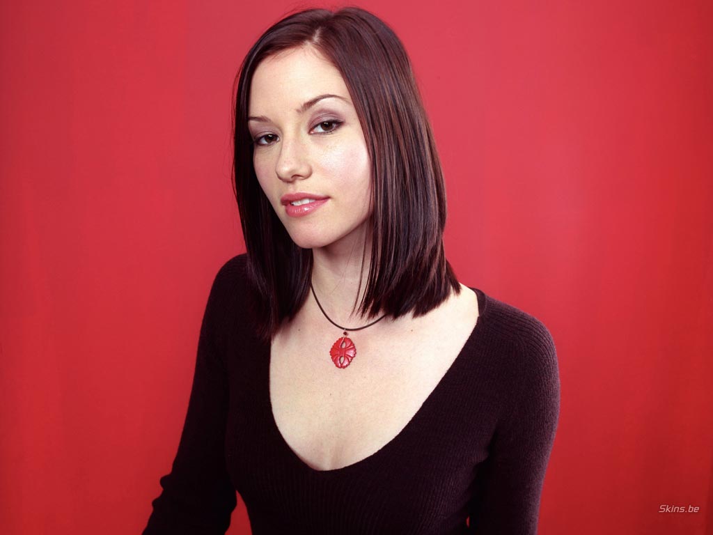 Chyler Leigh Wallpapers