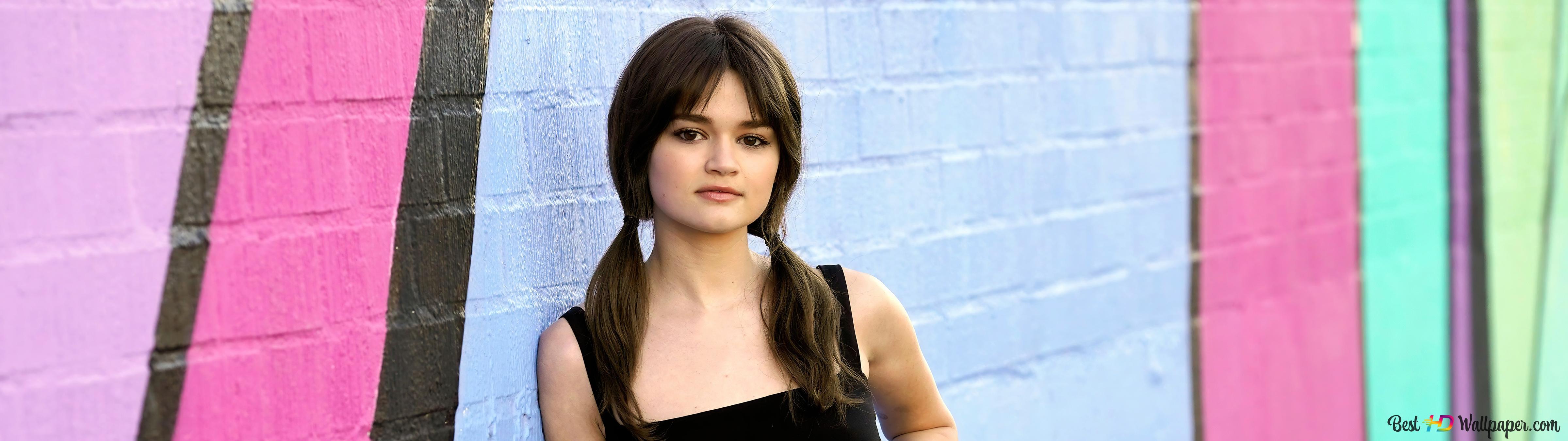 Ciara Bravo Cute Actress 2021 Wallpapers