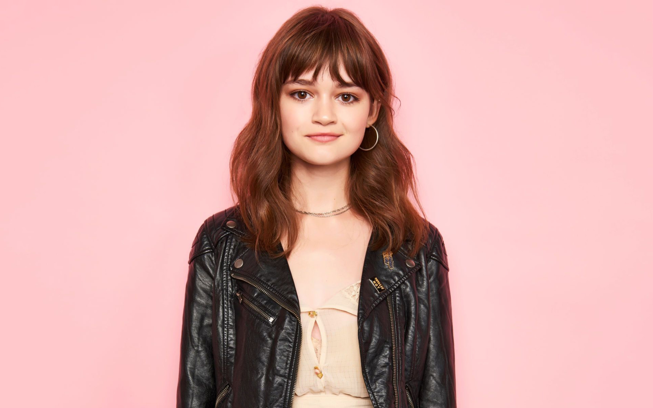 Ciara Bravo Cute Actress 2021 Wallpapers