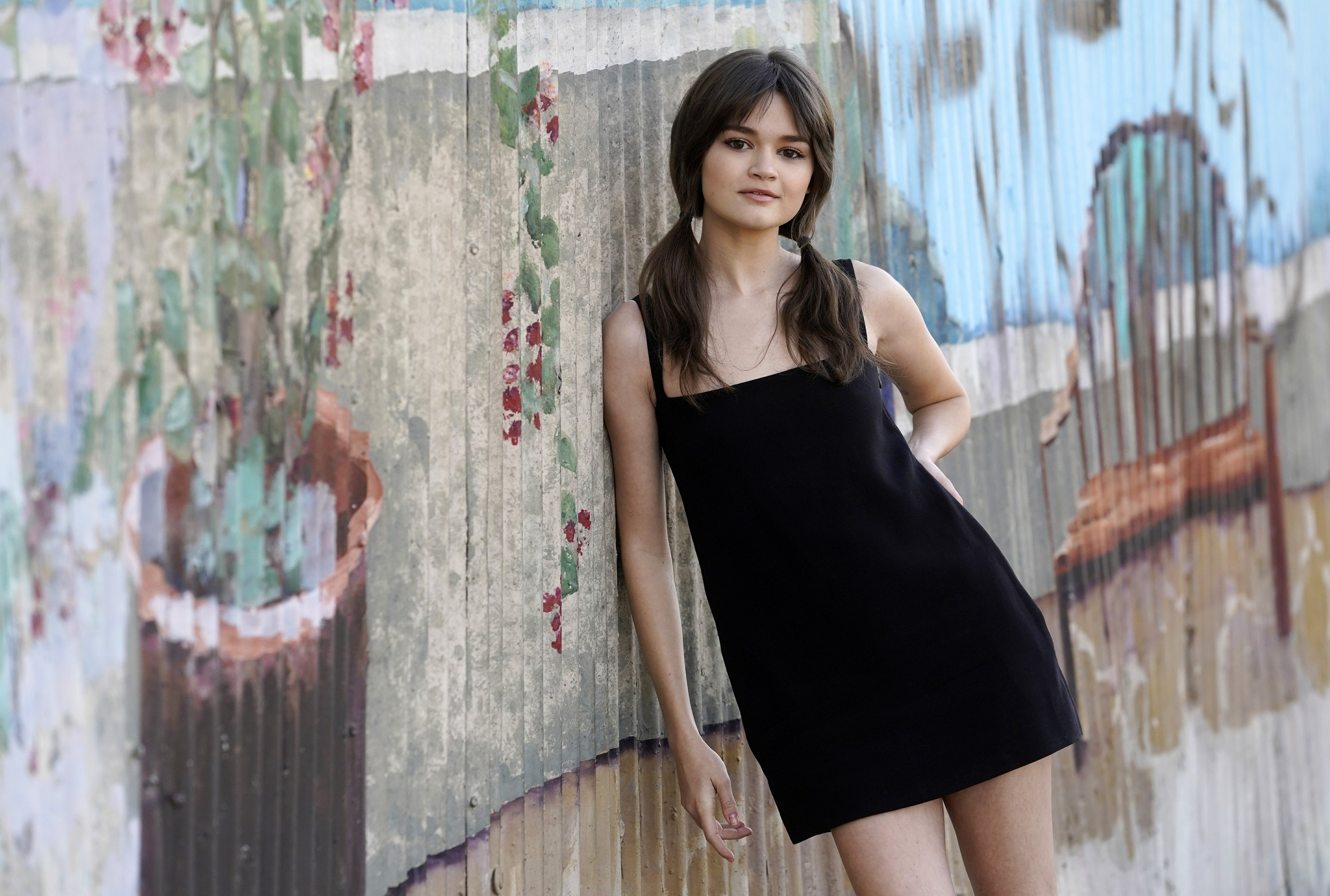 Ciara Bravo Cute Actress 2021 Wallpapers