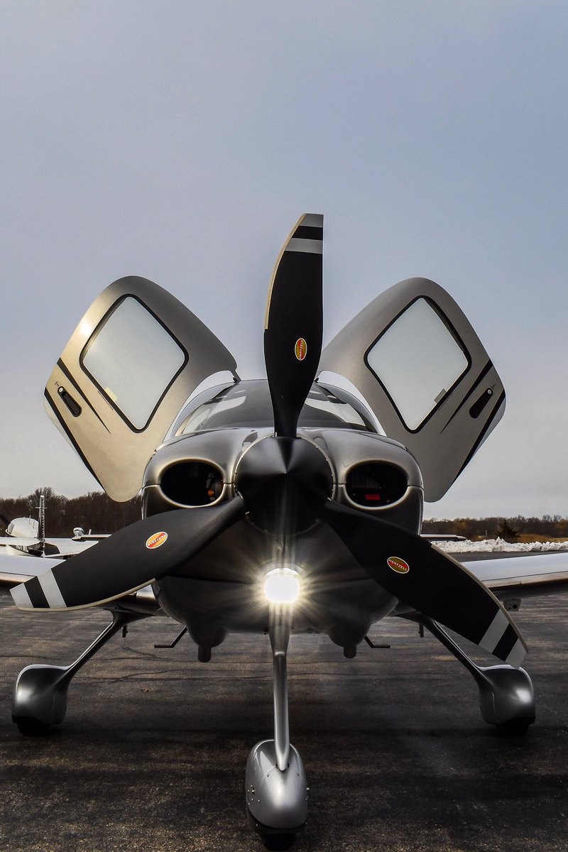 Cirrus Sr22 Wallpapers