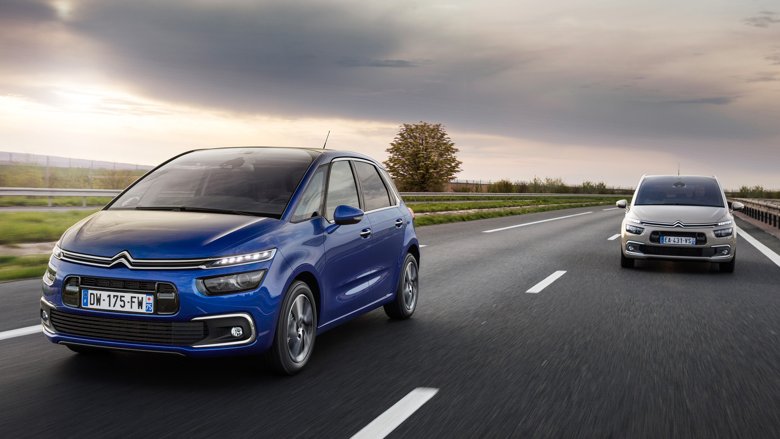 Citroen C4 L Wallpapers