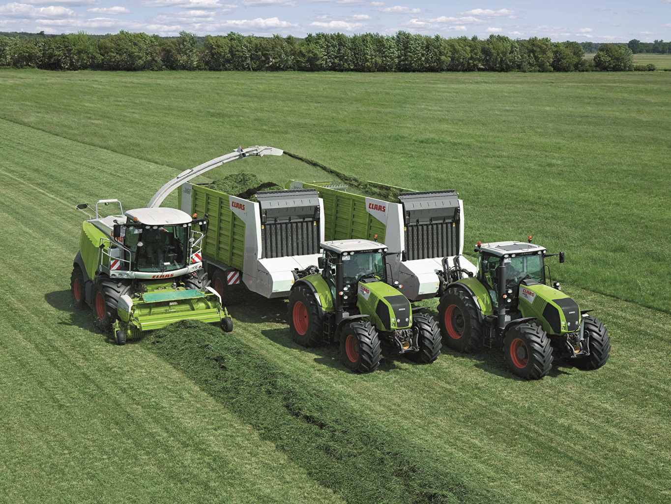 Claas Axion Tractor Wallpapers