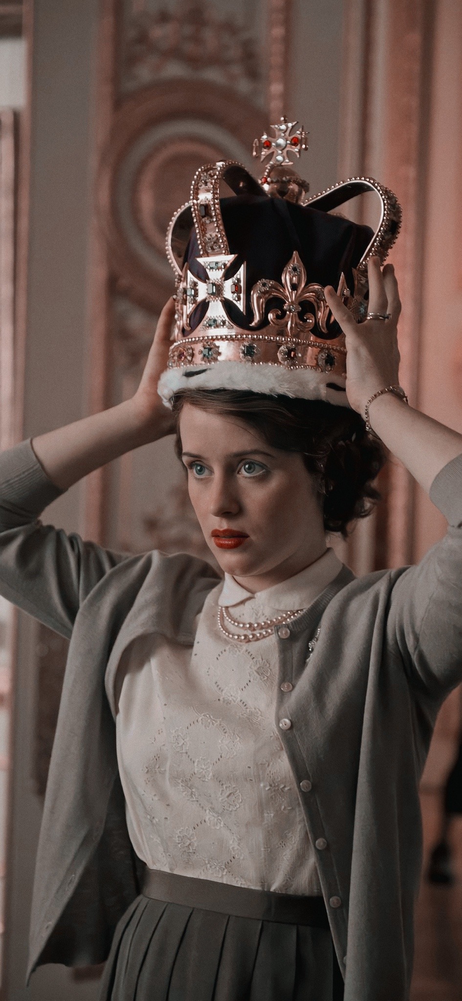 Claire Foy The Crown Wallpapers