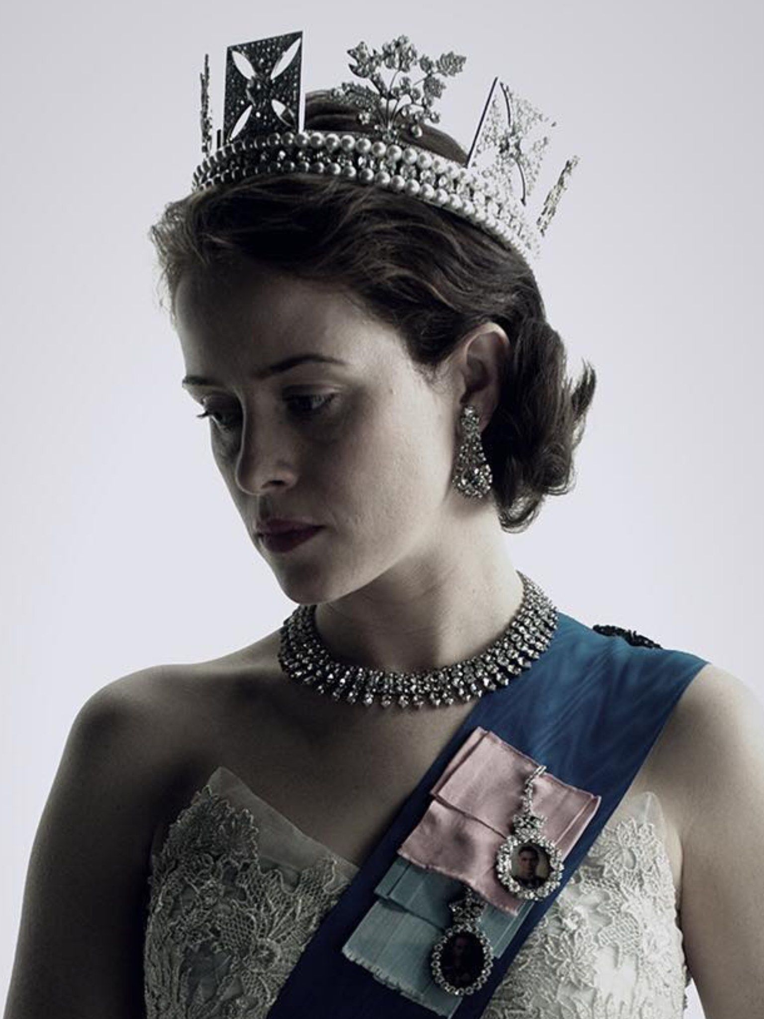 Claire Foy The Crown Wallpapers