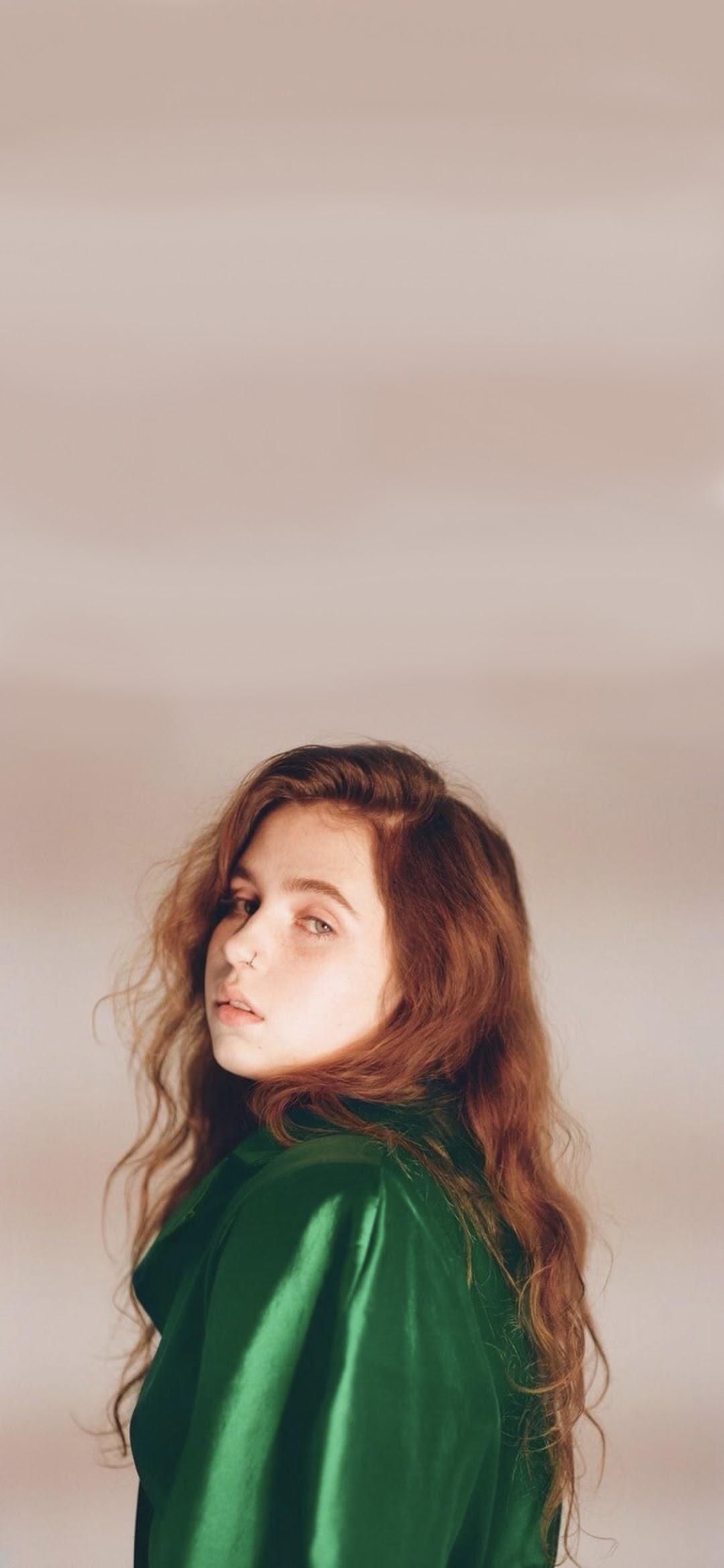 Clairo Wallpapers