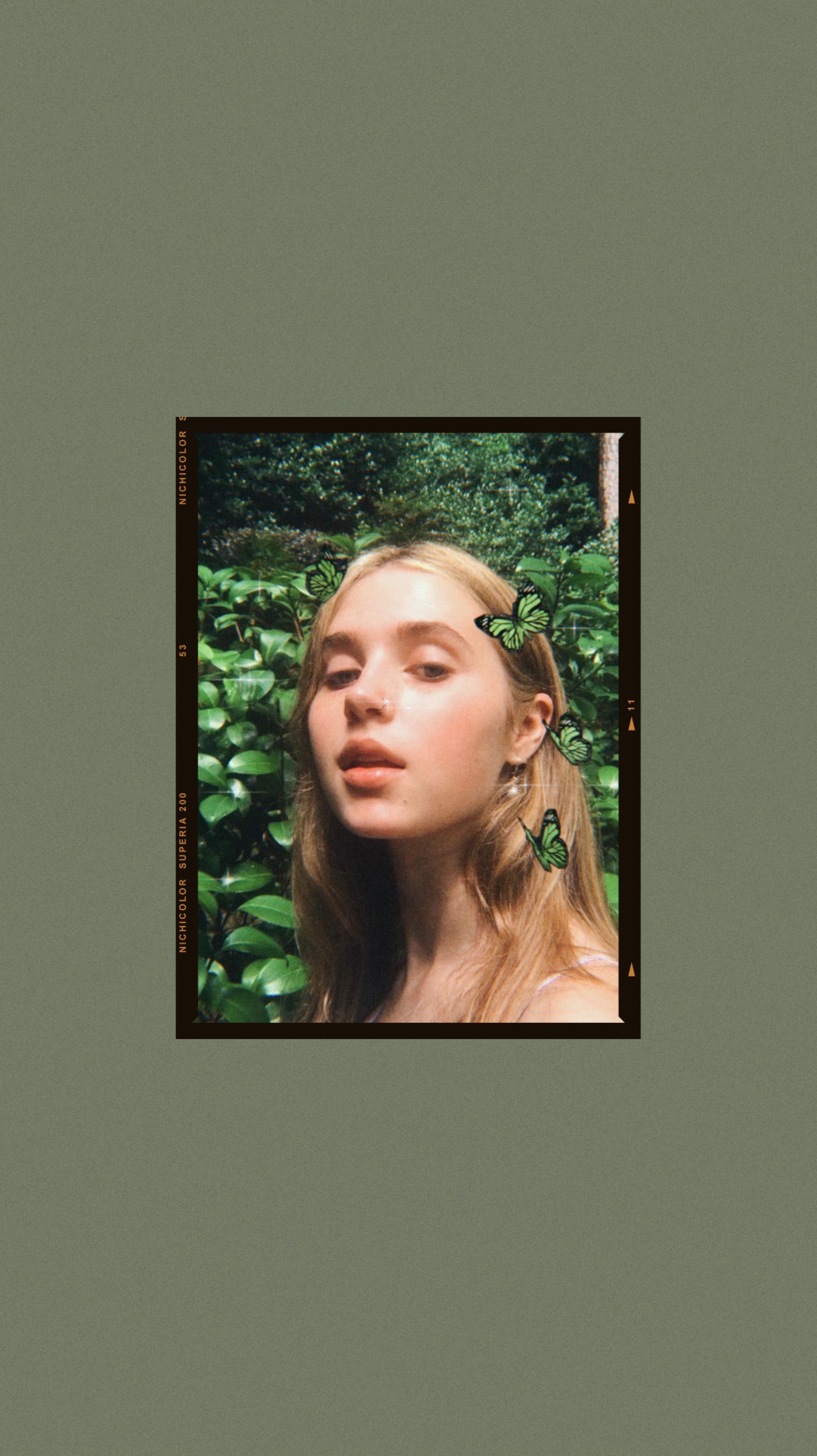 Clairo Wallpapers