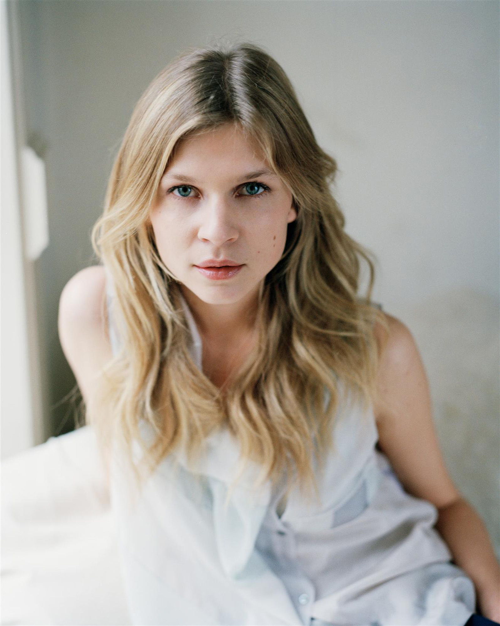 Clemence Poesy Wallpapers